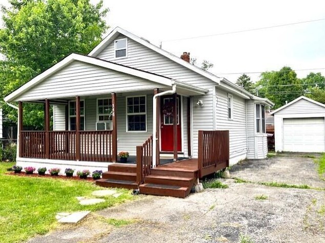 548 Pierce Ave, Columbus, OH 43213-2840
