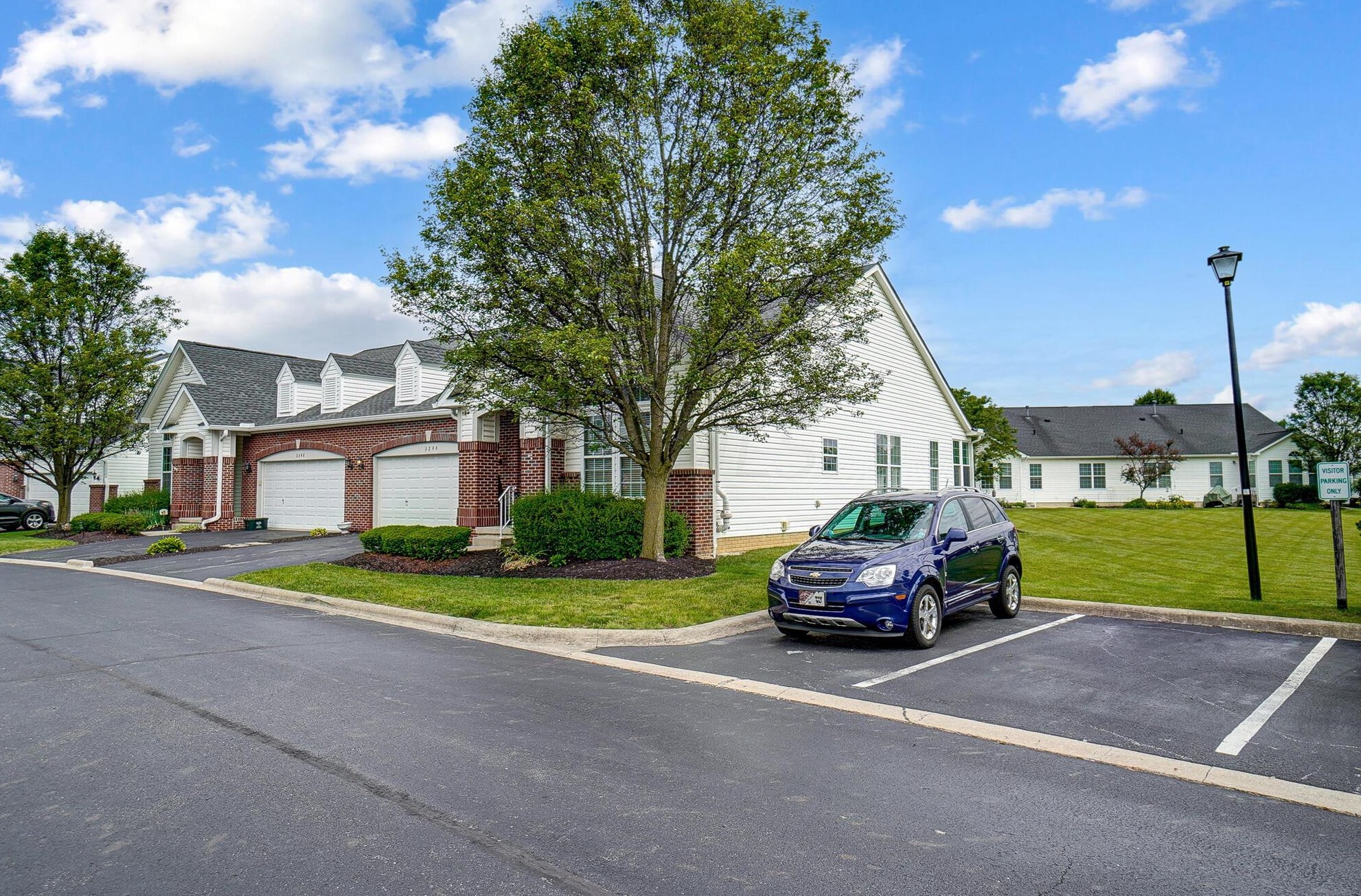 3244 Belstone Dr, Darbydale, OH 43123-8056