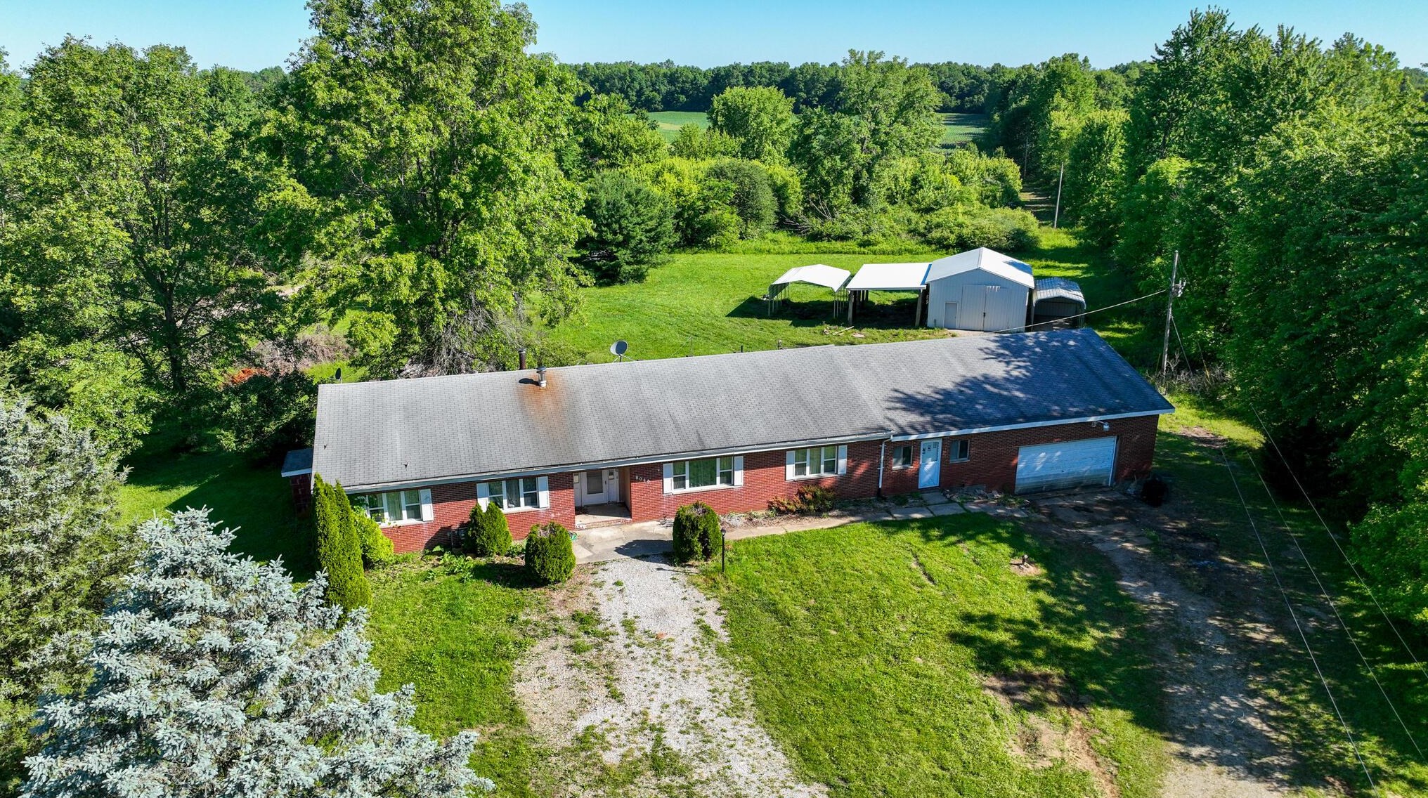 8048 Johnstown Utica Rd, Johnstown, OH 43031