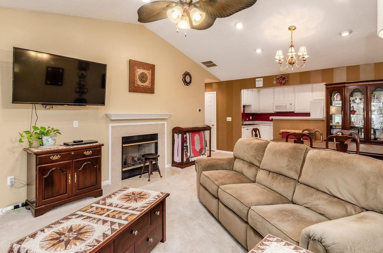 599 Buckthorn Way, Columbus, OH 43230-8417