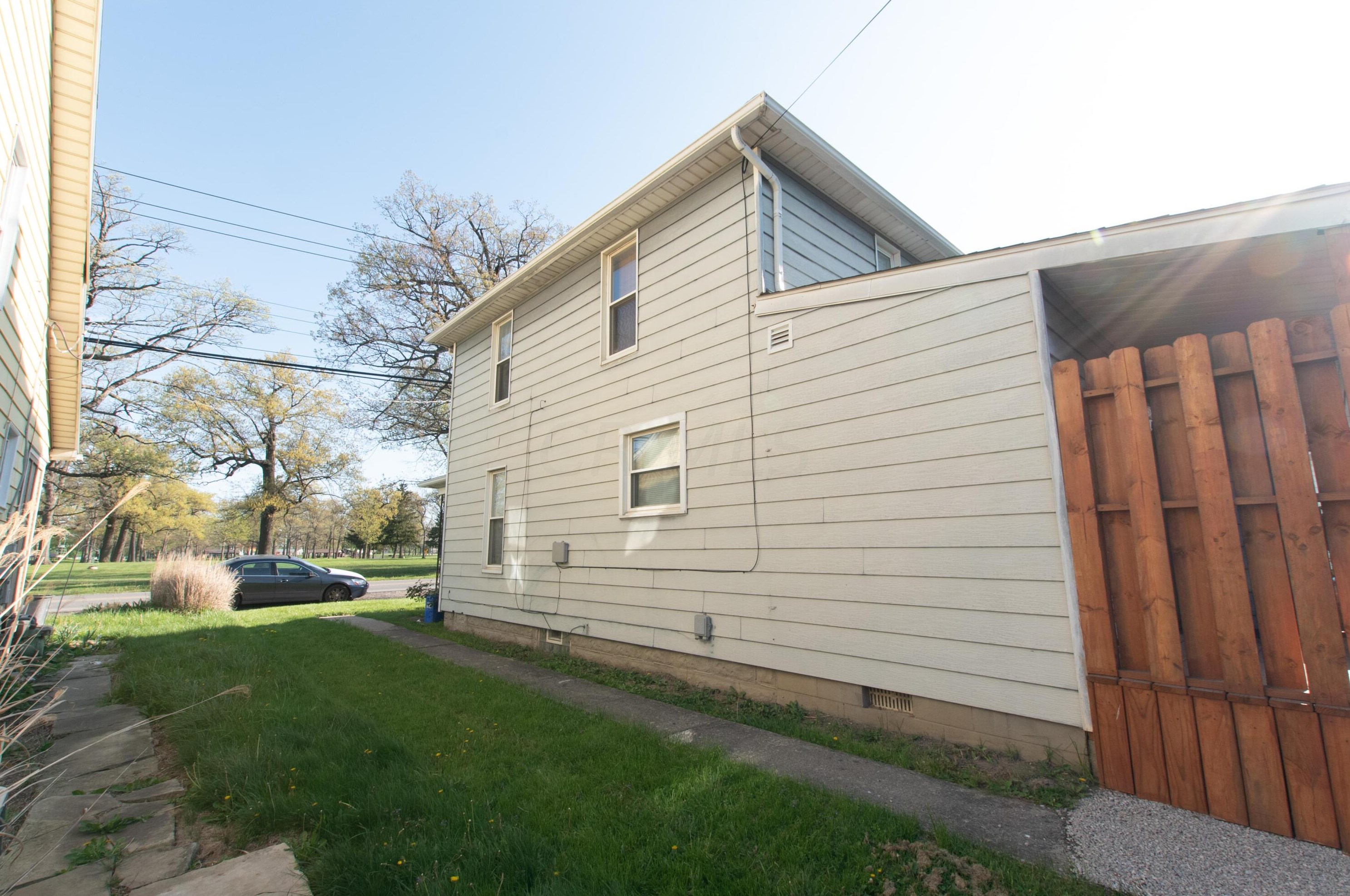 231 Fairground St, Marion OH 43302-1882 exterior