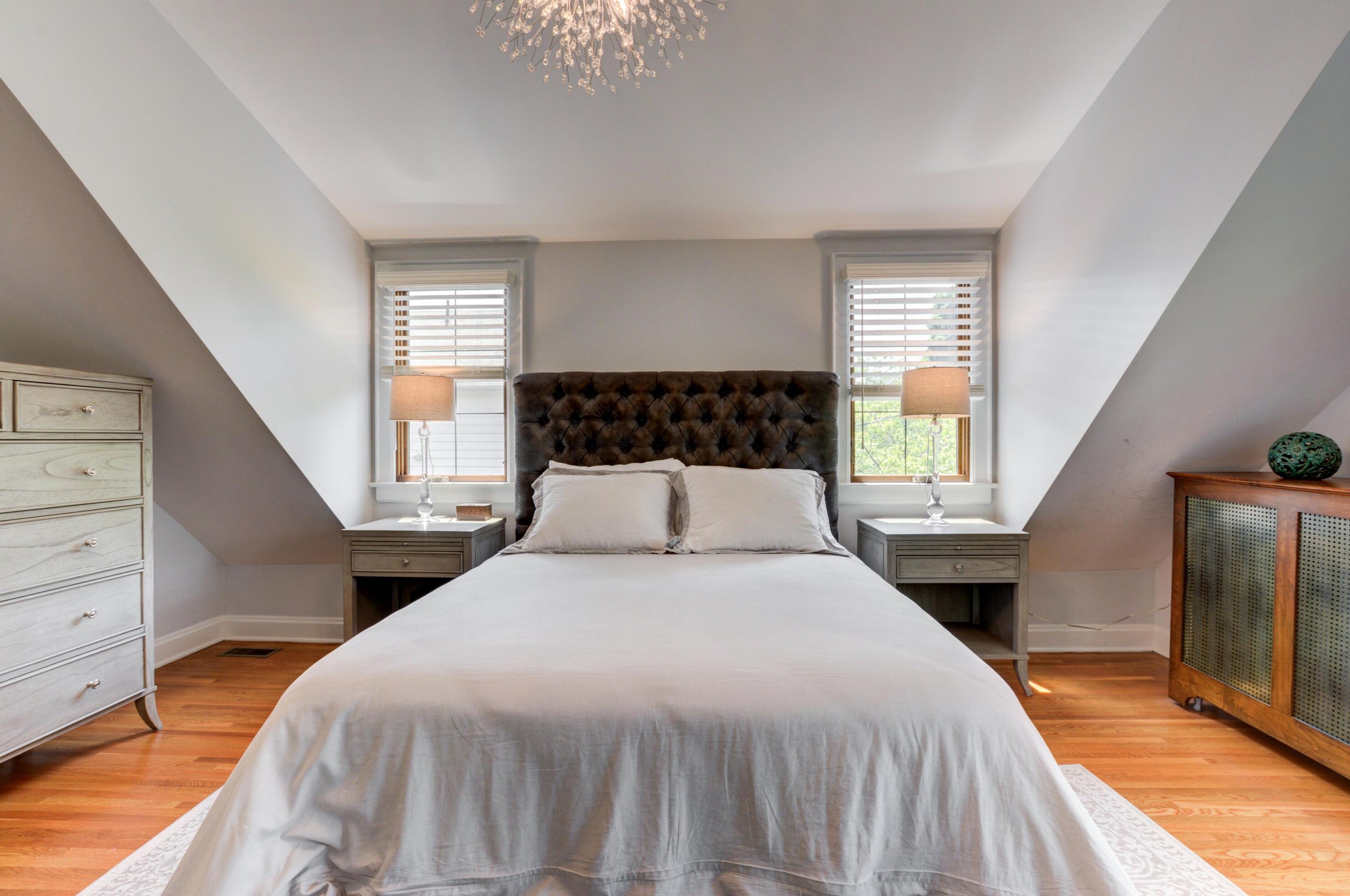 1826 Baldridge Rd, Columbus OH 43221-3811 exterior