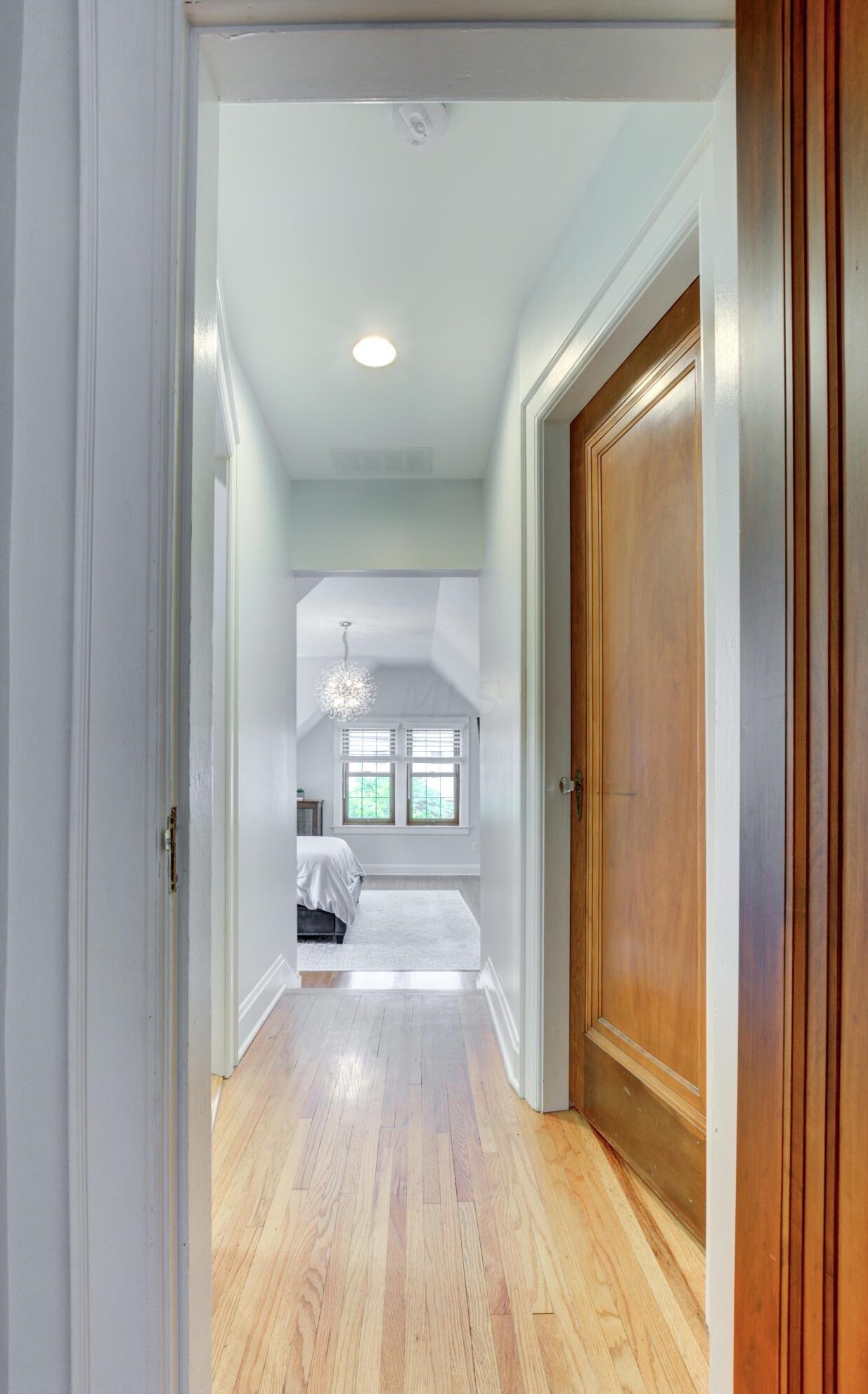 1826 Baldridge Rd, Columbus OH 43221-3811 exterior