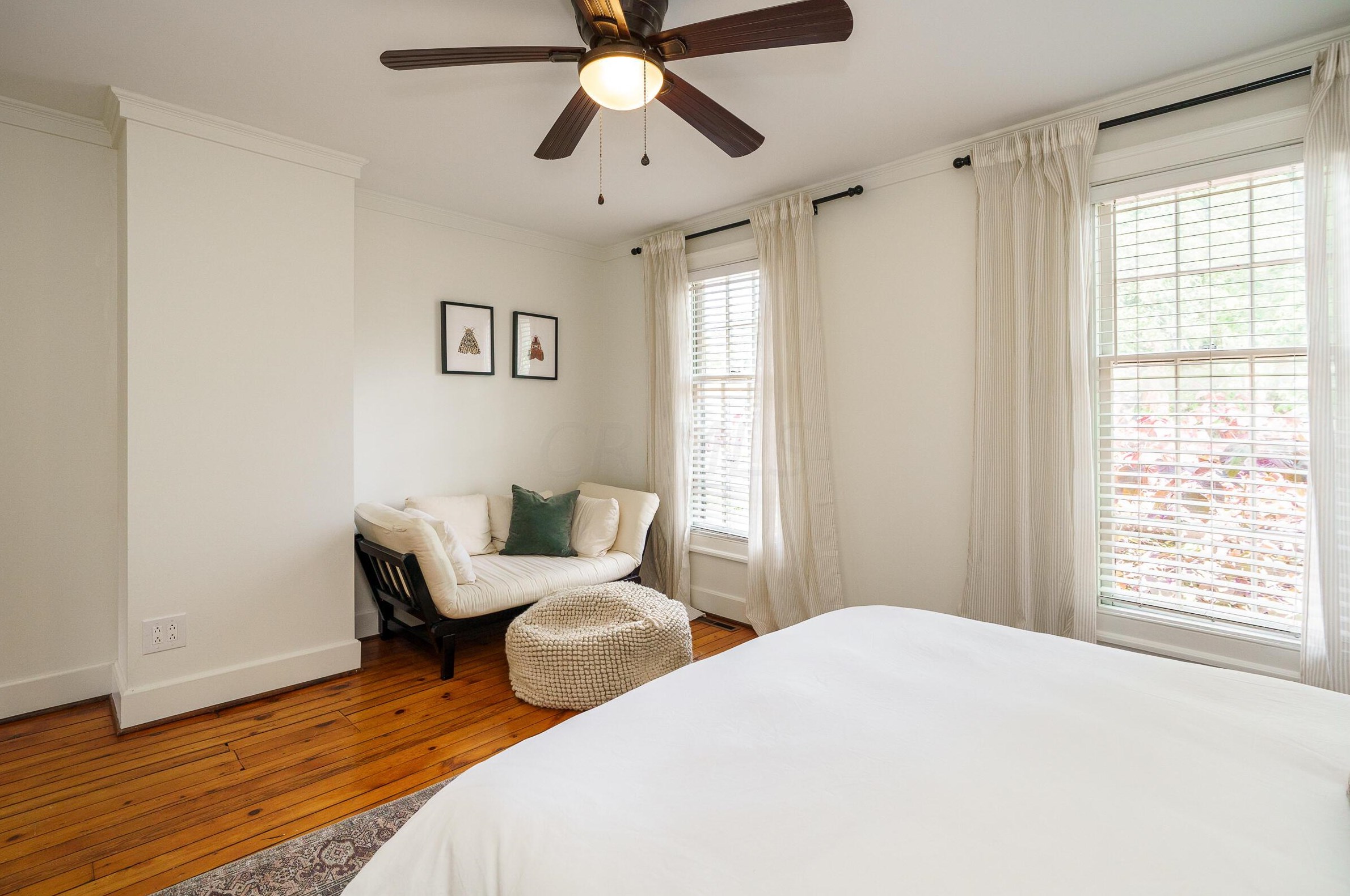 587 Grant Ave, Columbus OH 43215-2146 exterior