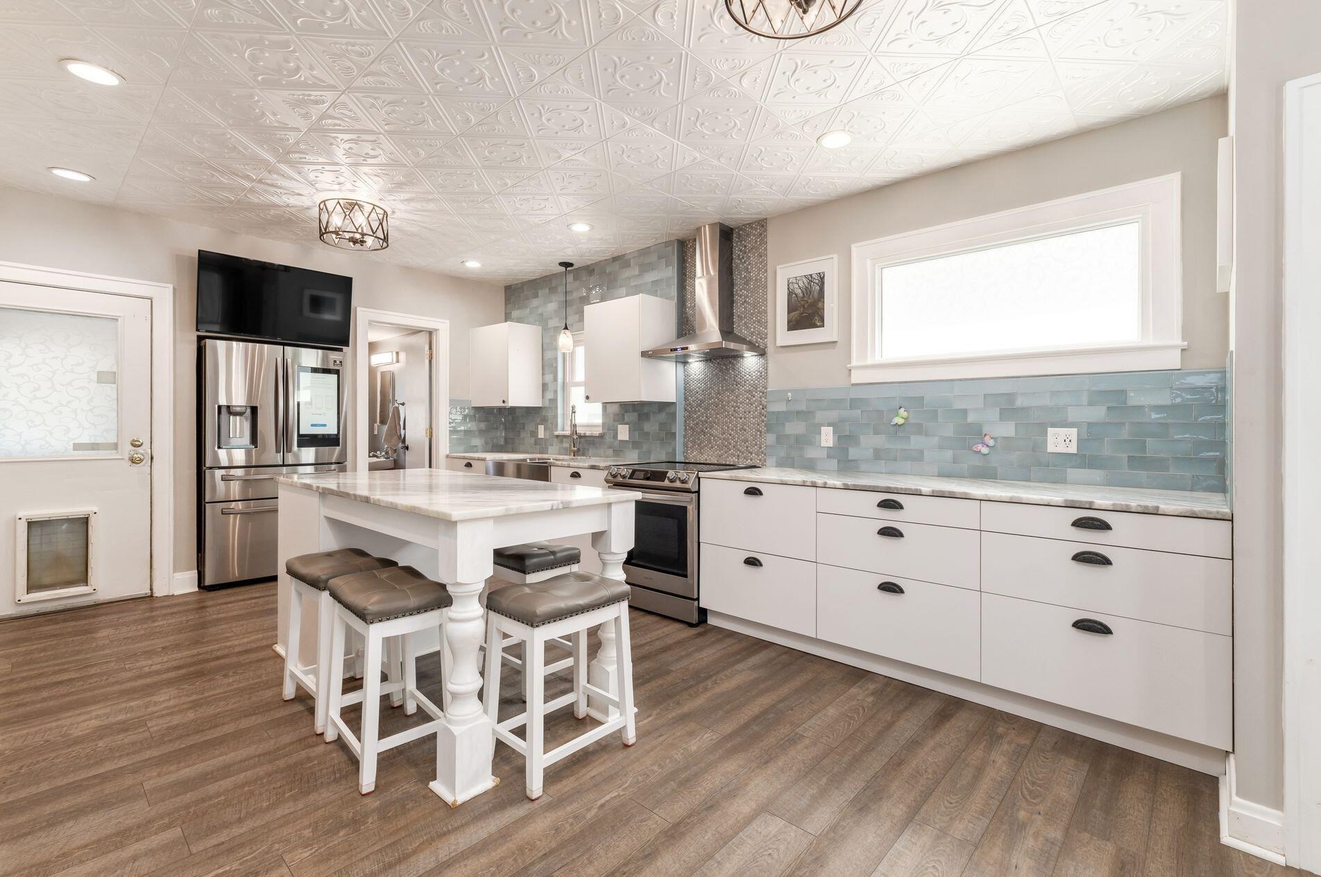 650 Hilltonia Ave, Columbus OH 43223-1704 exterior