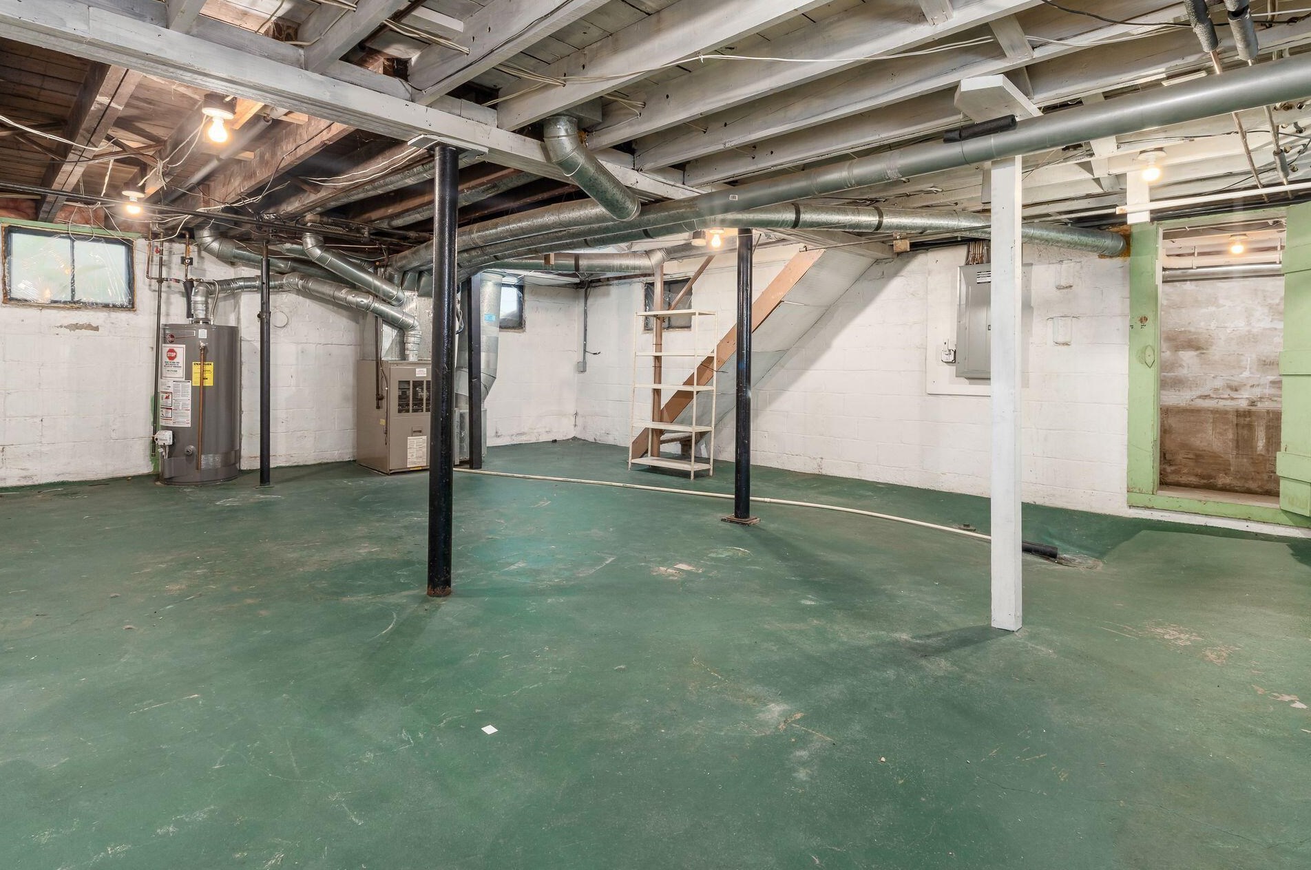 650 Hilltonia Ave, Columbus OH 43223-1704 exterior