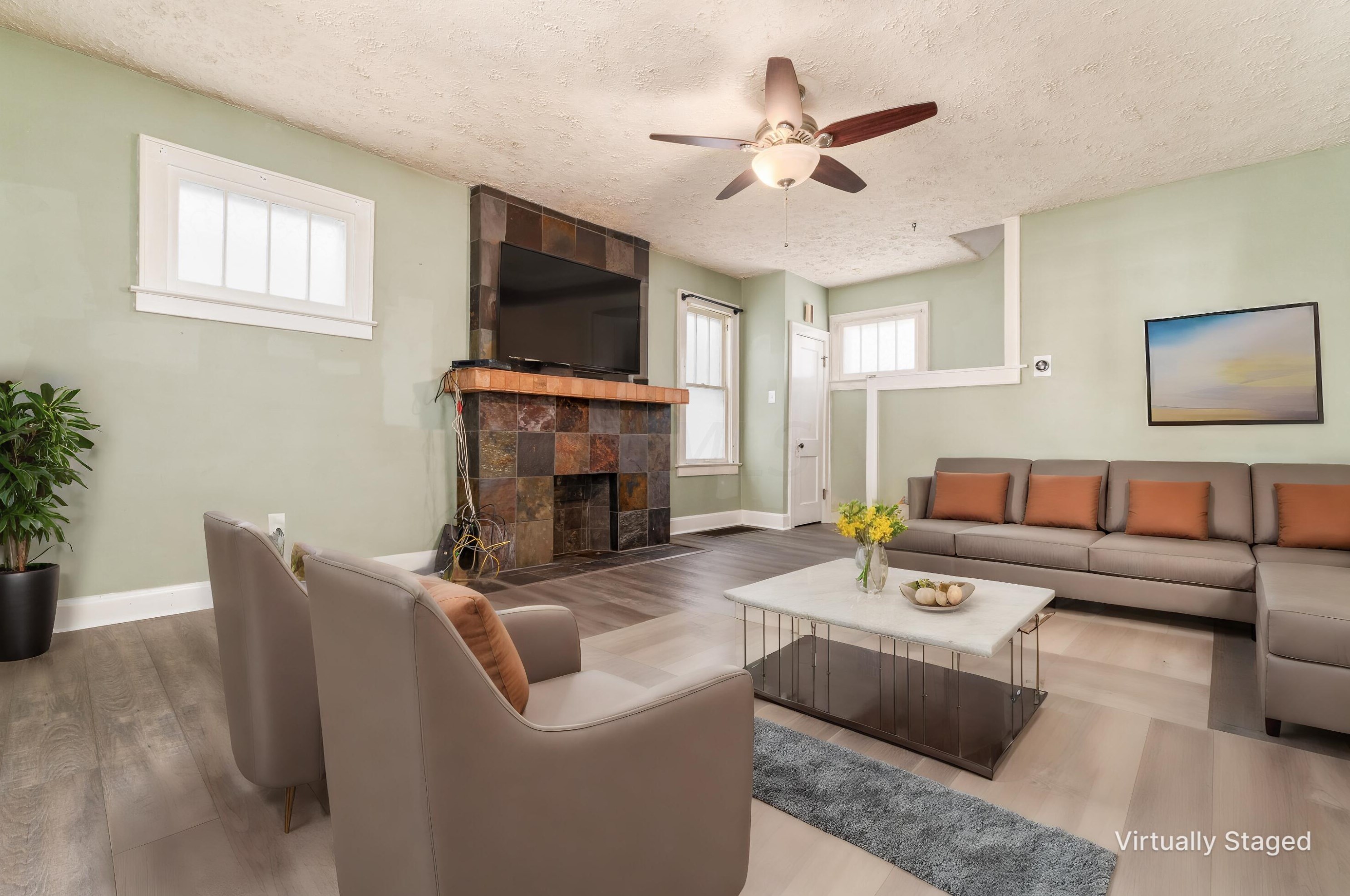 650 Hilltonia Ave, Columbus OH 43223-1704 exterior