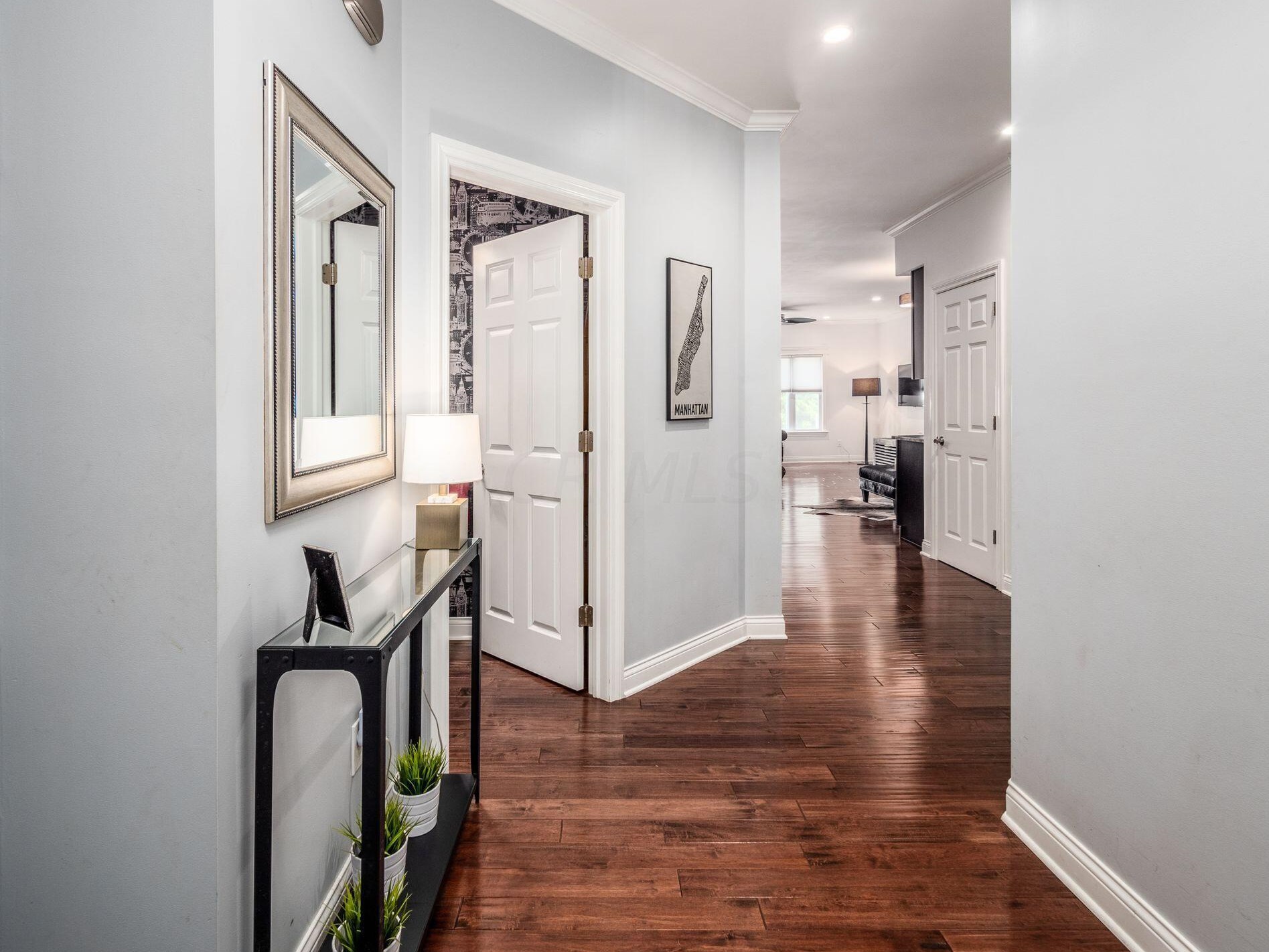 422 2nd Ave, Columbus, OH 43201-3651