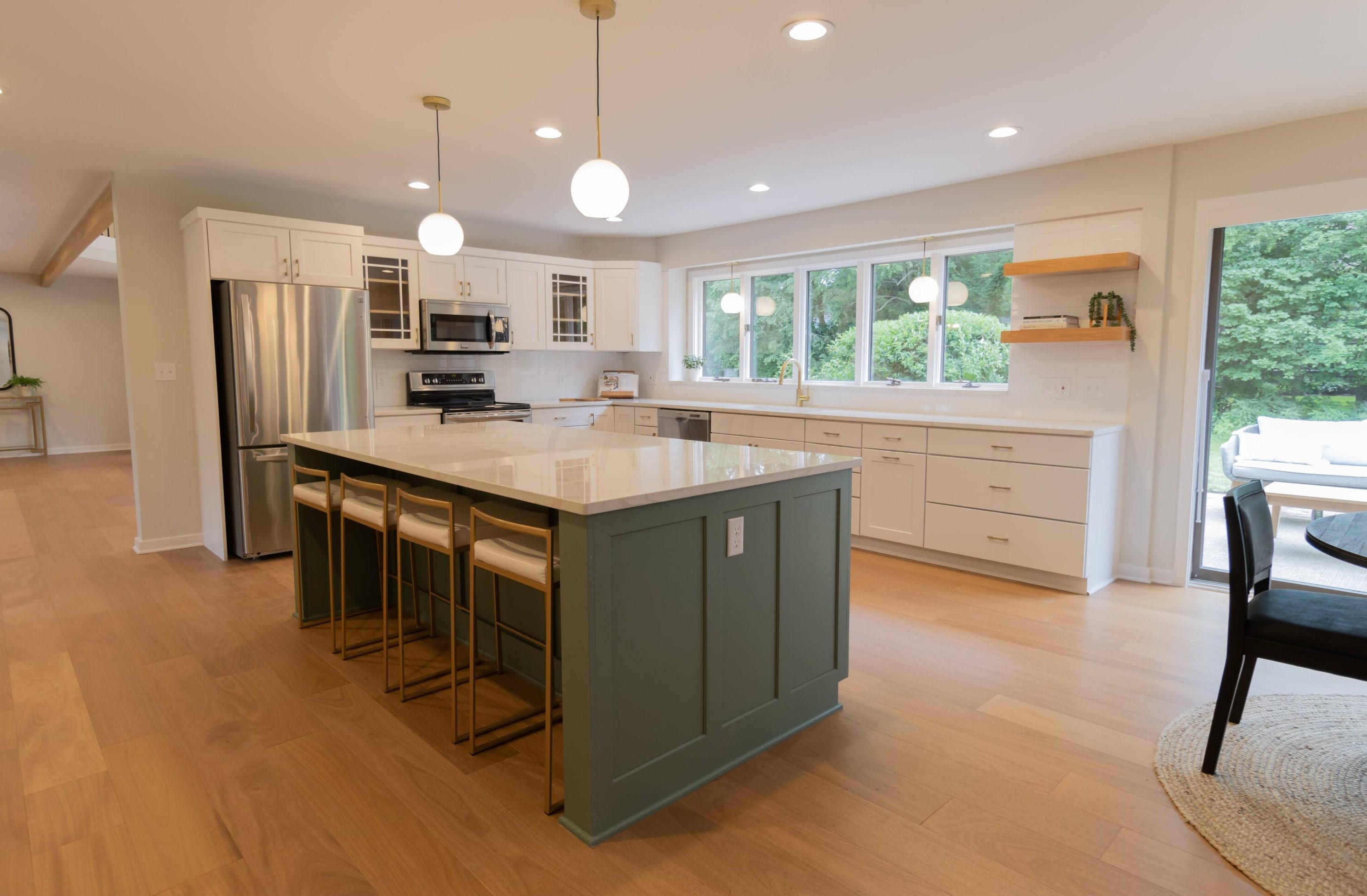 563 Laurel Ridge Dr, Columbus OH  43230-6106 exterior