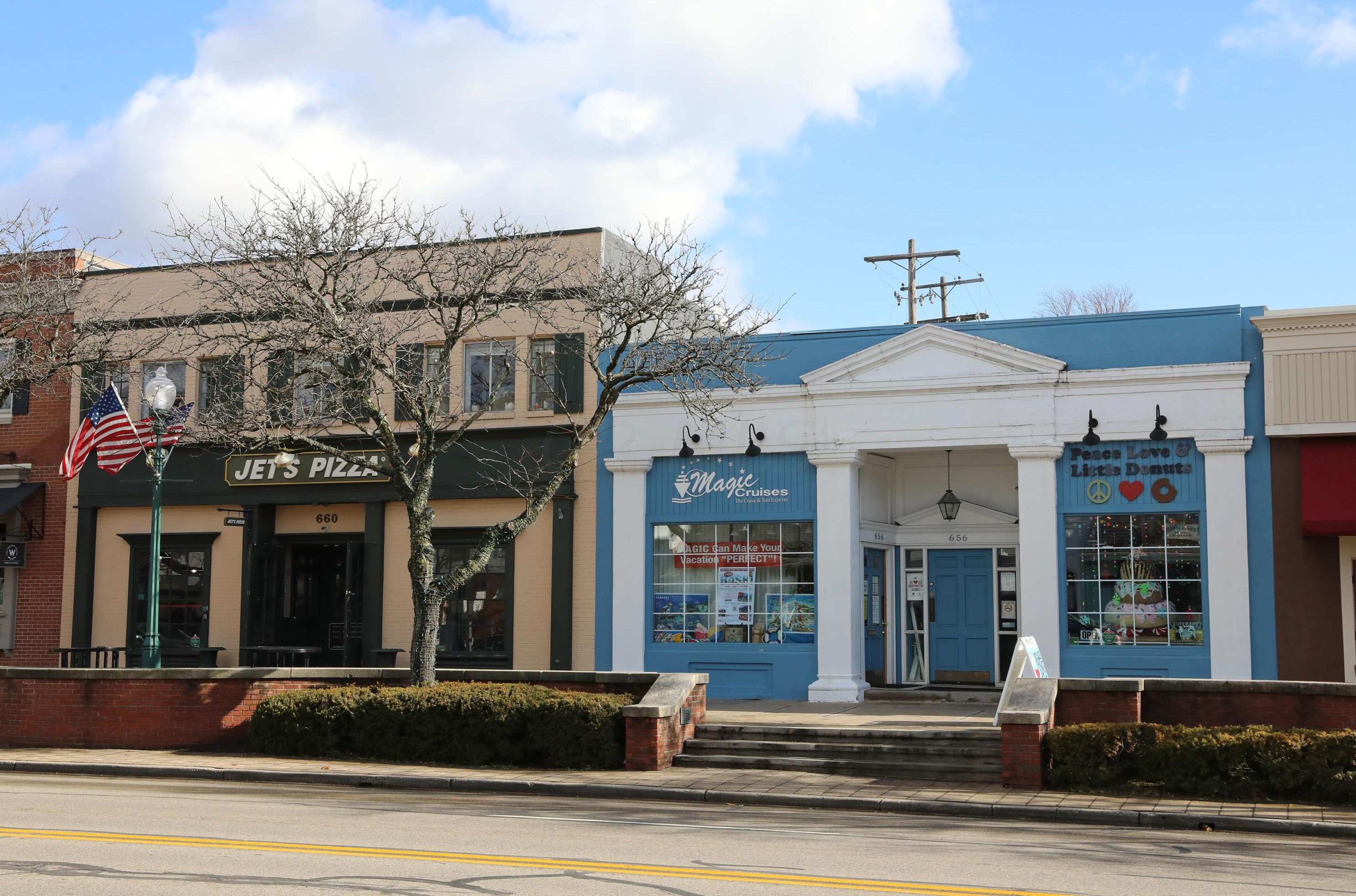 5803 Dover Ct, Columbus OH 43085-3806 exterior