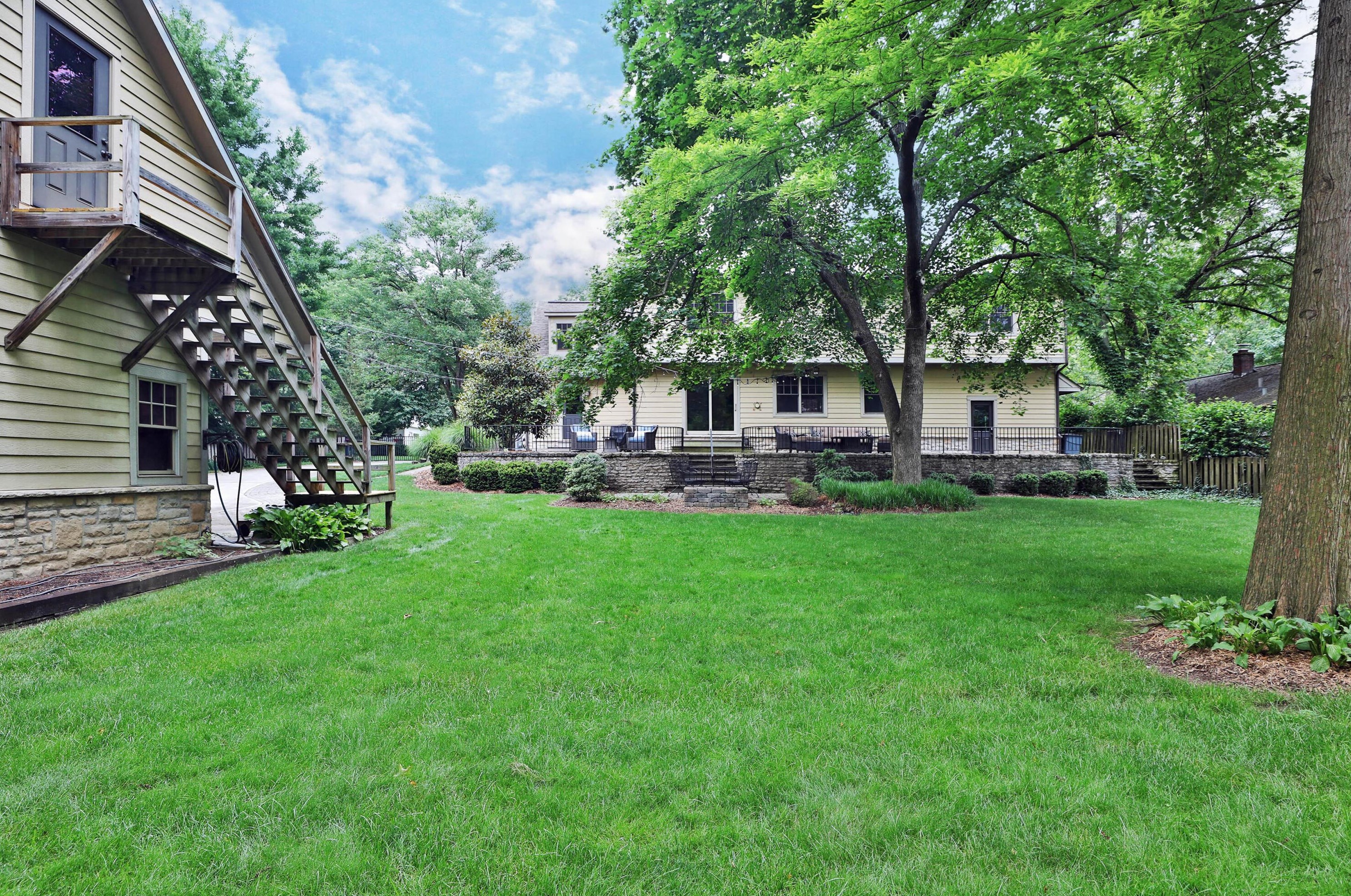 5803 Dover Ct, Columbus OH 43085-3806 exterior