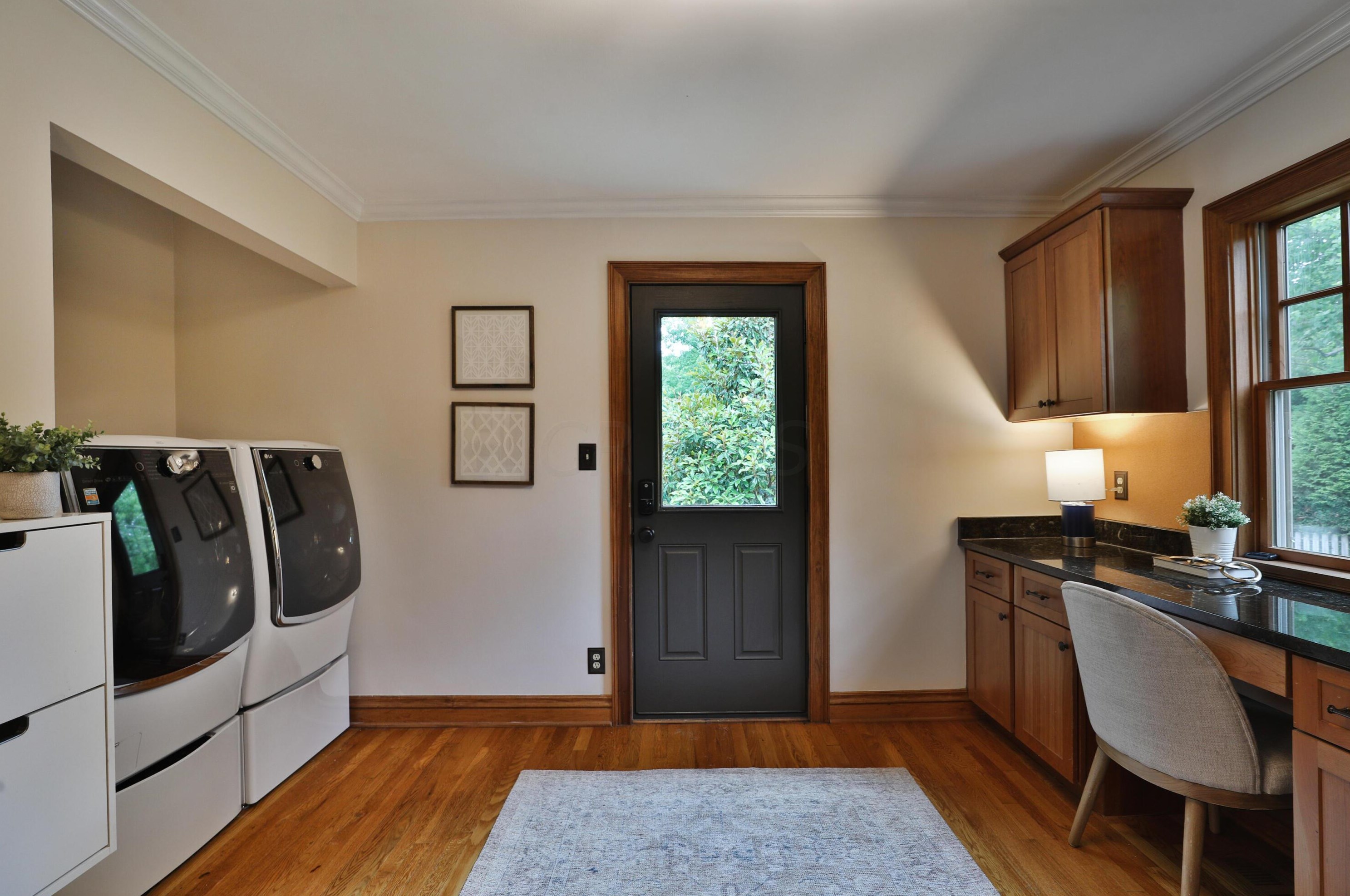 5803 Dover Ct, Columbus OH 43085-3806 exterior