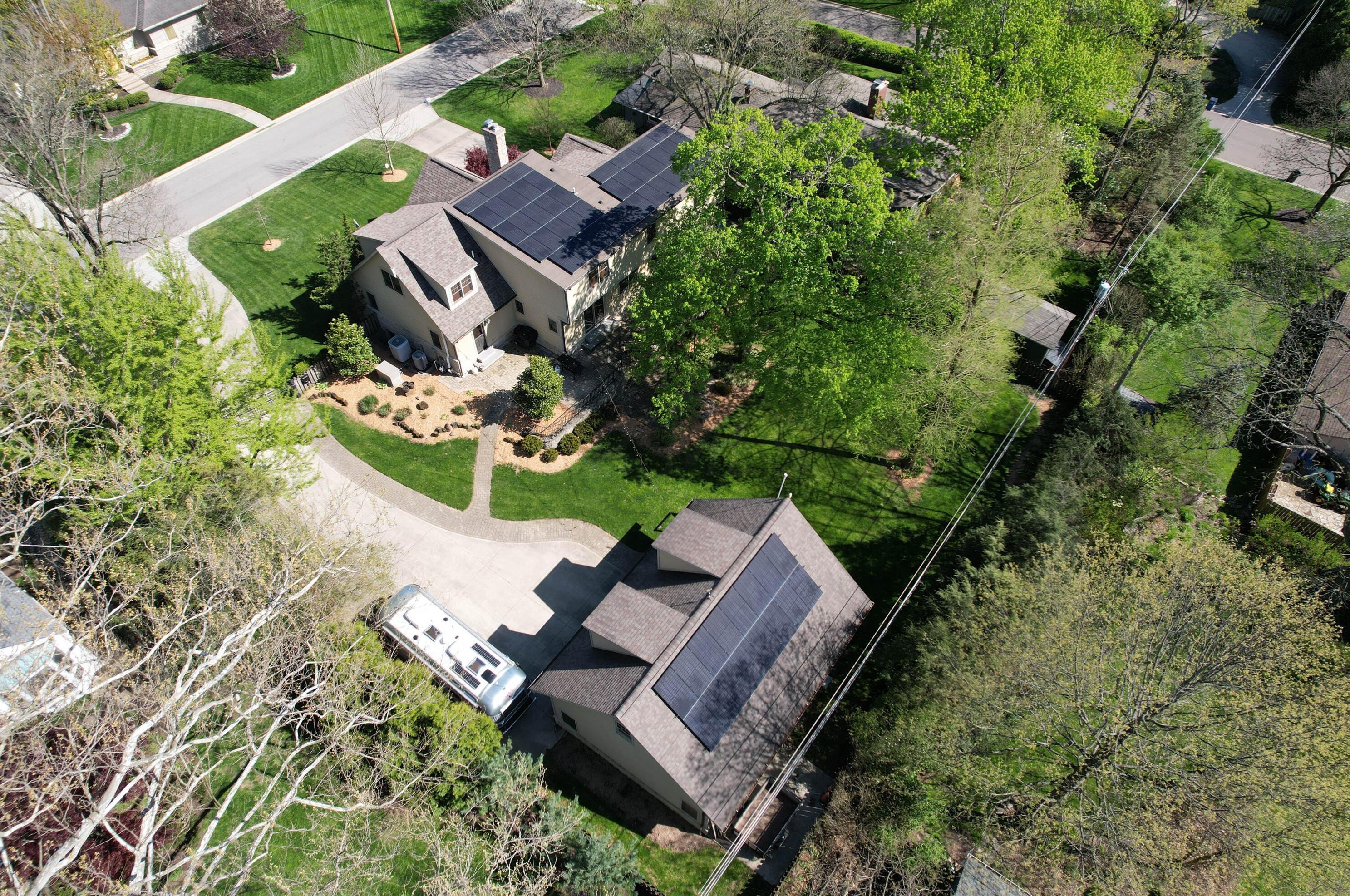 5803 Dover Ct, Columbus OH 43085-3806 exterior