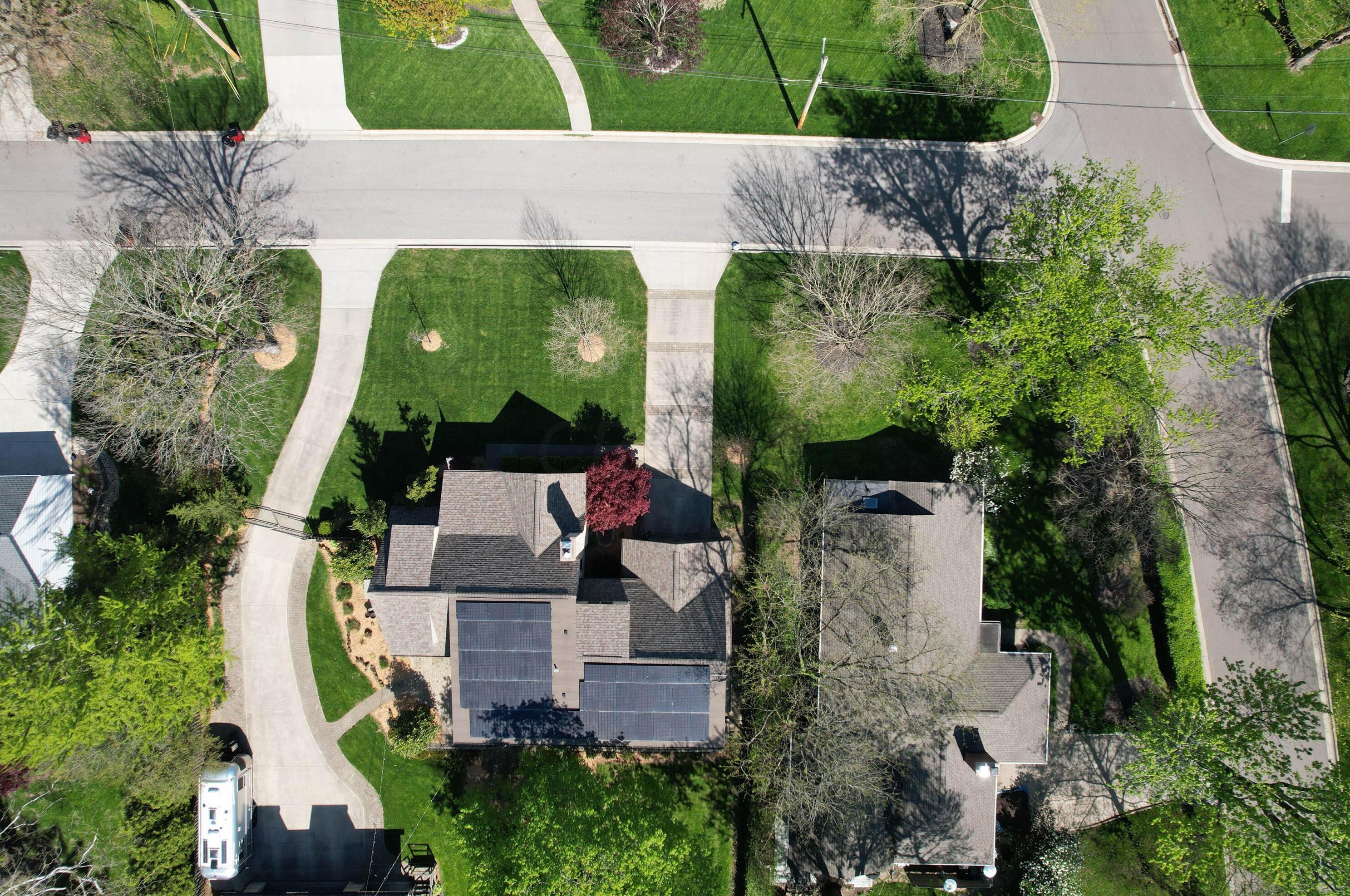 5803 Dover Ct, Columbus OH 43085-3806 exterior