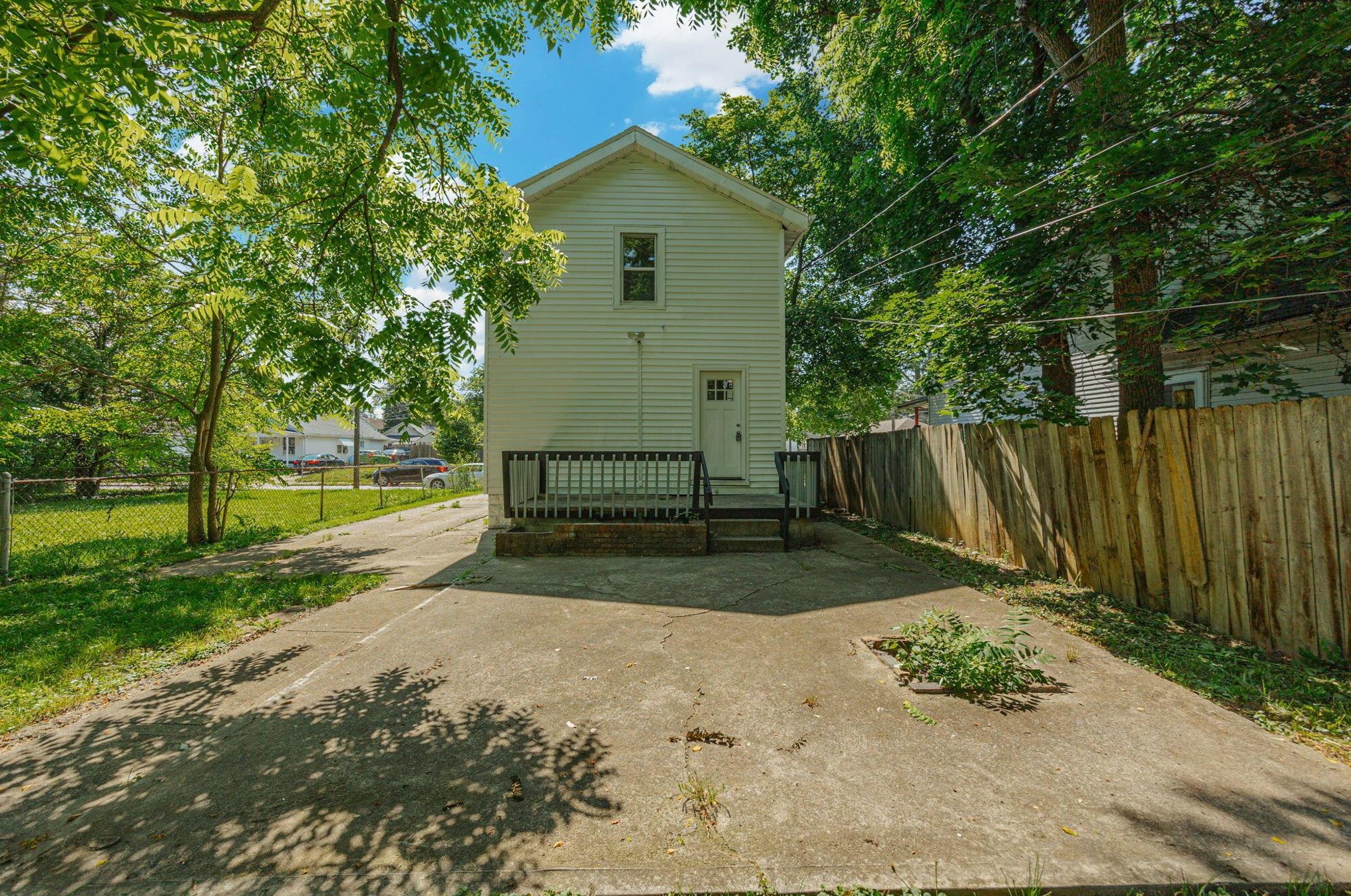 262 Lechner Ave, Columbus OH 43223-1119 exterior