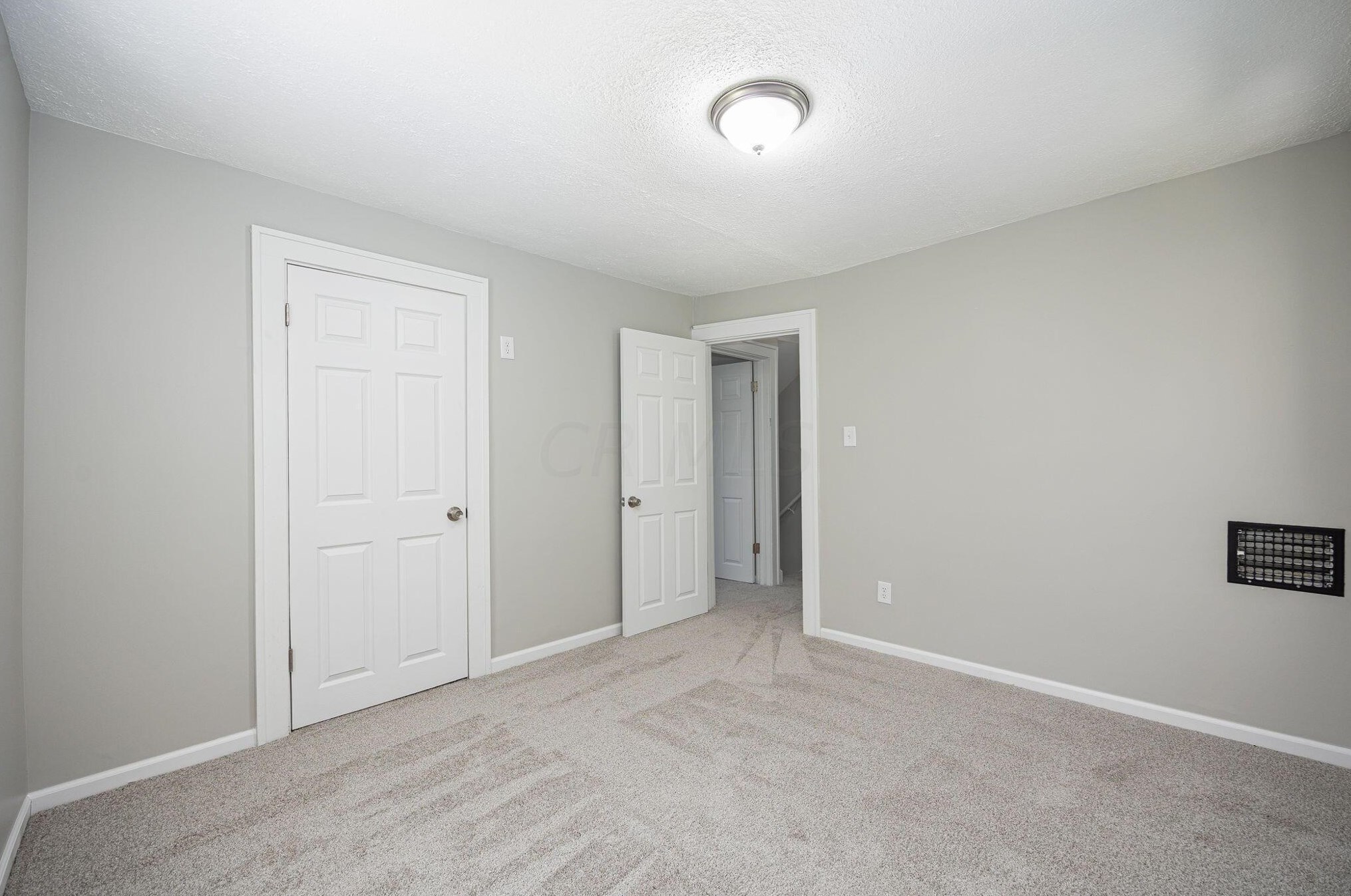 262 Lechner Ave, Columbus OH 43223-1119 exterior