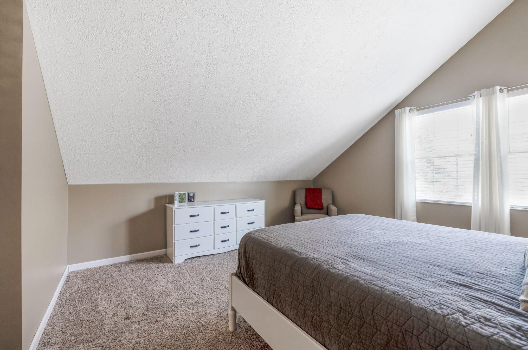 8323 Danbridge Way, Westerville OH  43082-7975 exterior