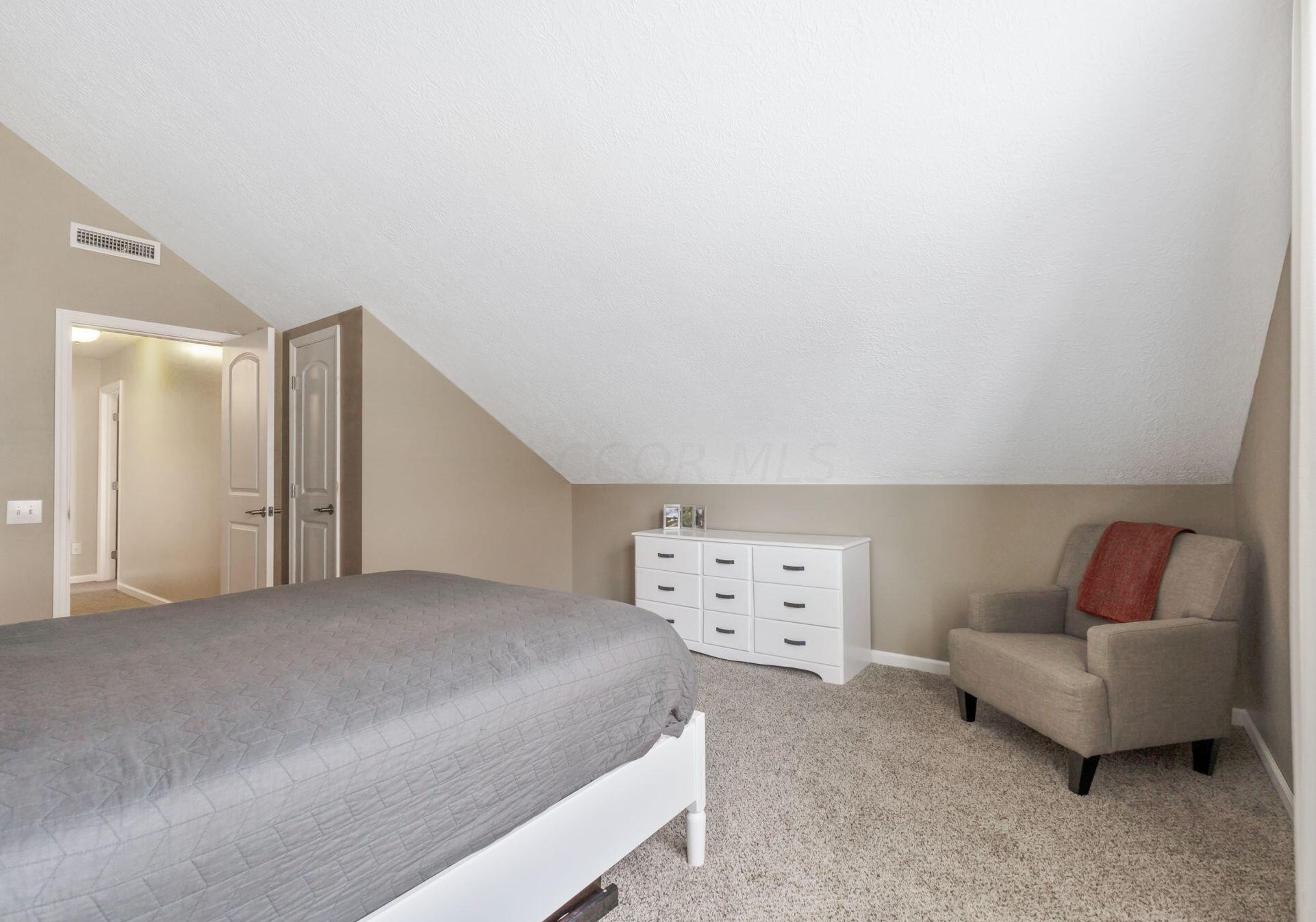 8323 Danbridge Way, Westerville OH  43082-7975 exterior