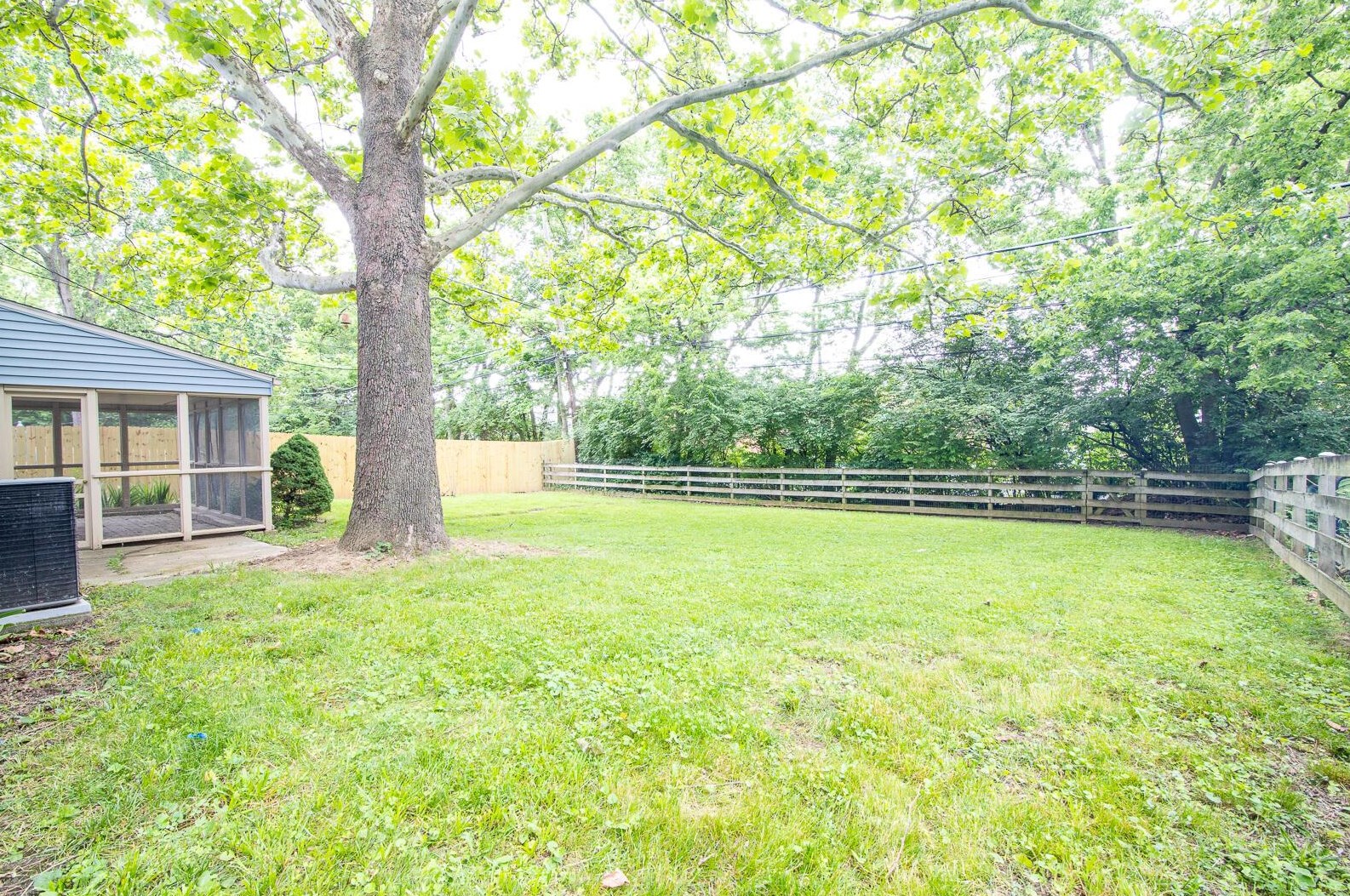 3041 Rightmire Blvd, Columbus OH 43221-1662 exterior