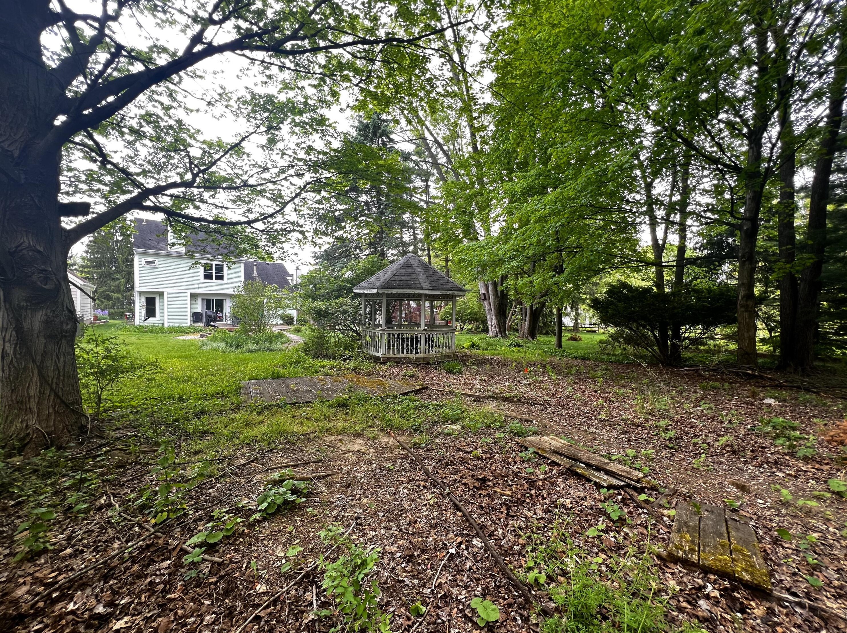 214 Dublin Granville Rd, Columbus OH 43085-3185 exterior