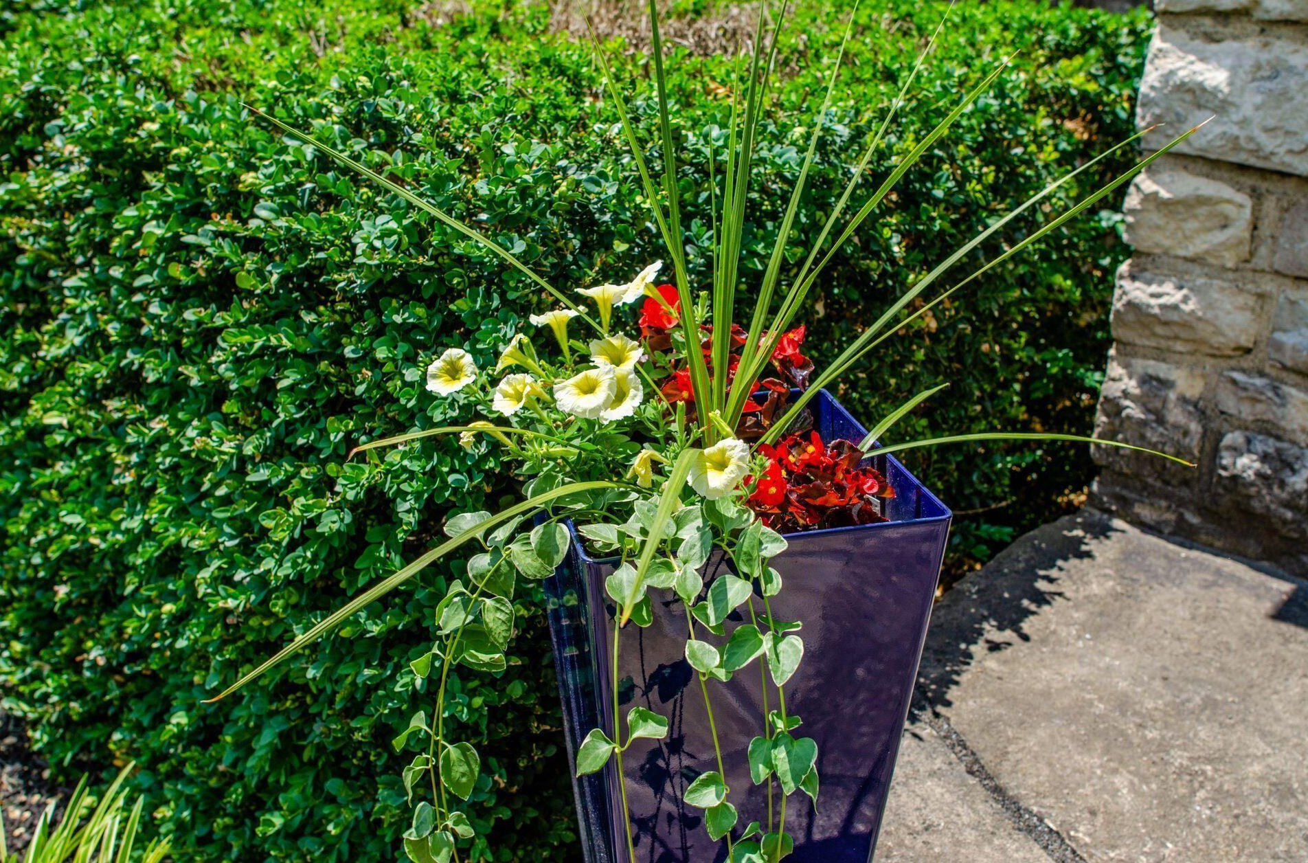 1685 Andover Rd, Columbus OH 43212-2301 exterior