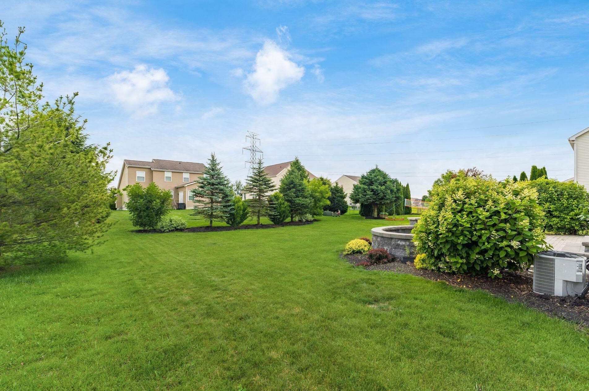808 Brevard Cir, Pickerington OH  43147-7854 exterior