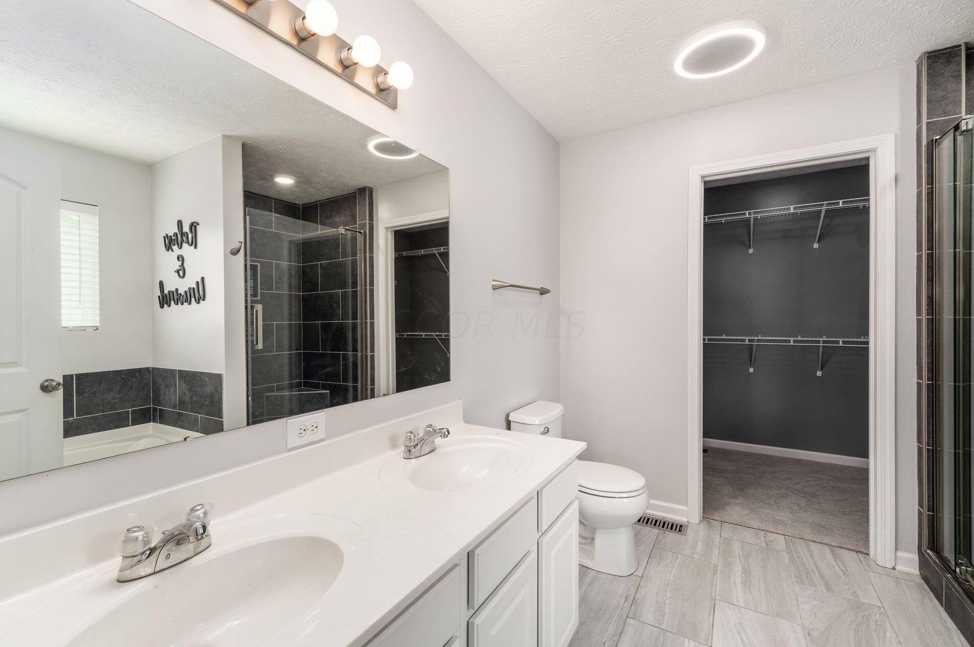 808 Brevard Cir, Pickerington OH  43147-7854 exterior