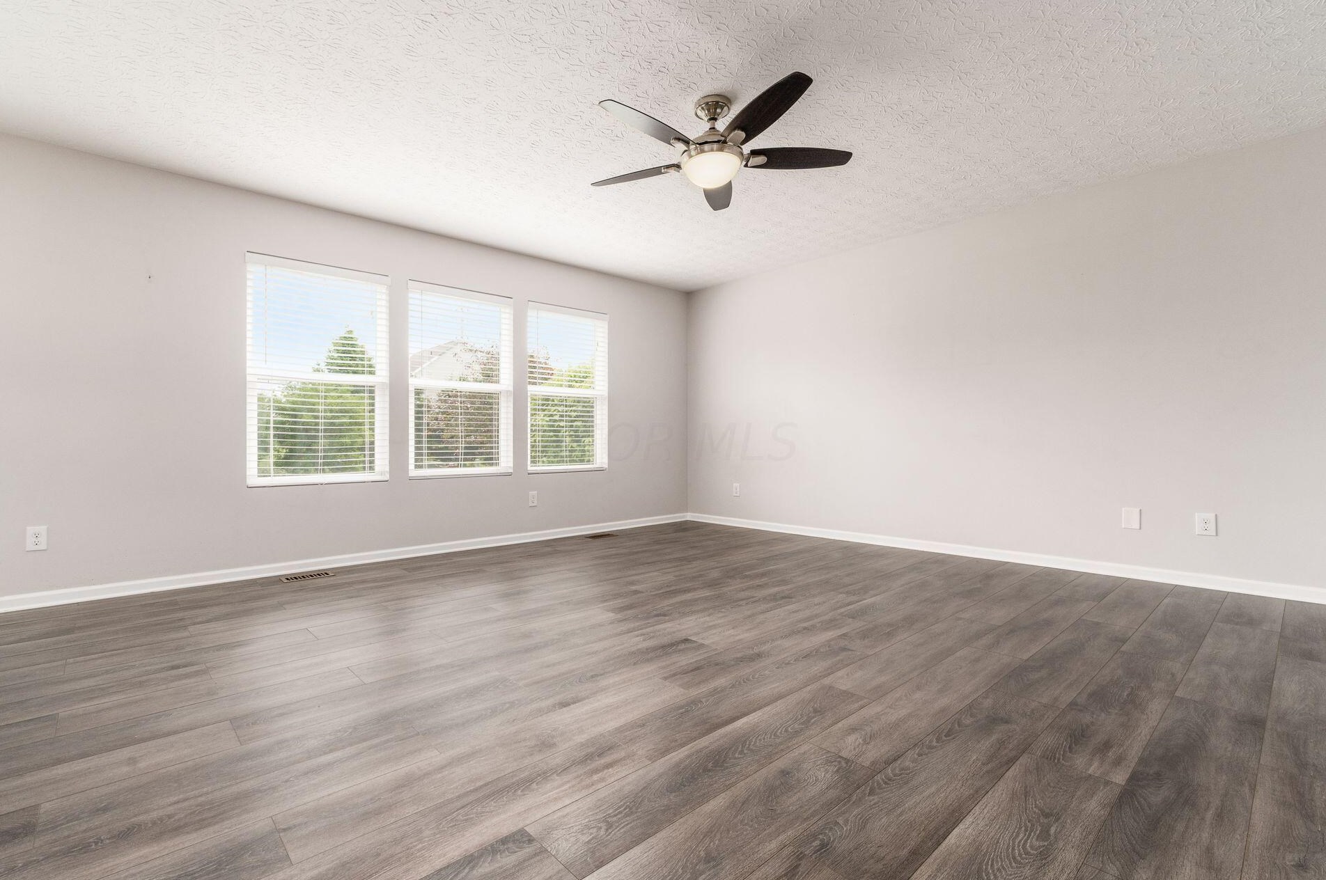 808 Brevard Cir, Pickerington, OH 43147-7854