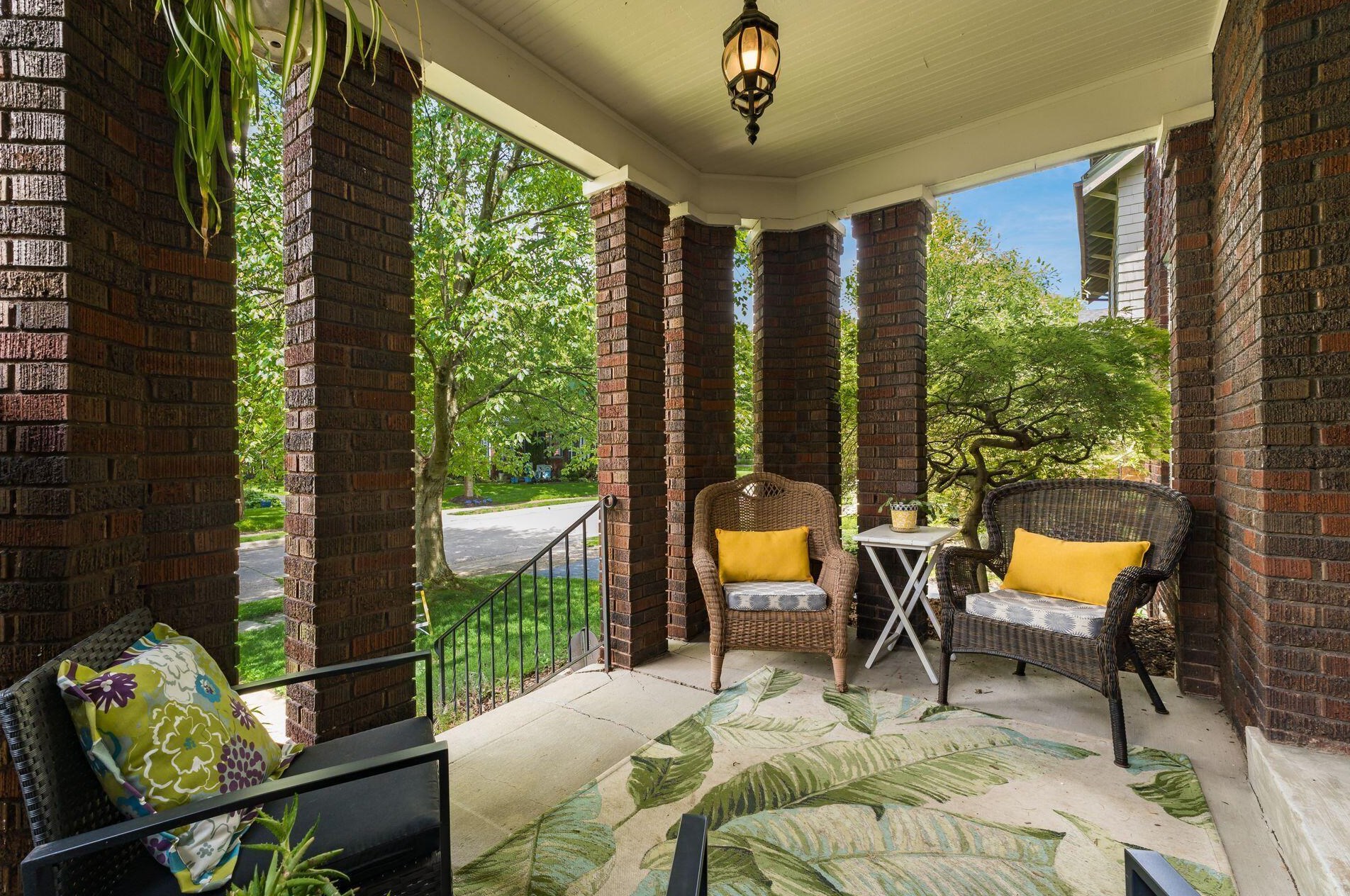 50 Bullitt Park Pl, Columbus OH 43209-1713 exterior