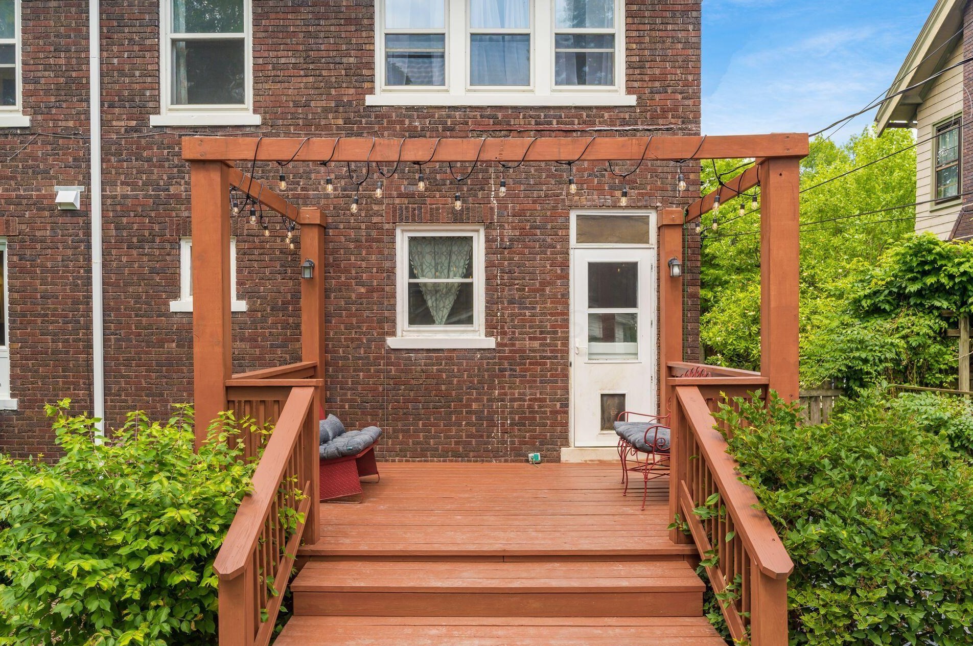 50 Bullitt Park Pl, Columbus OH 43209-1713 exterior