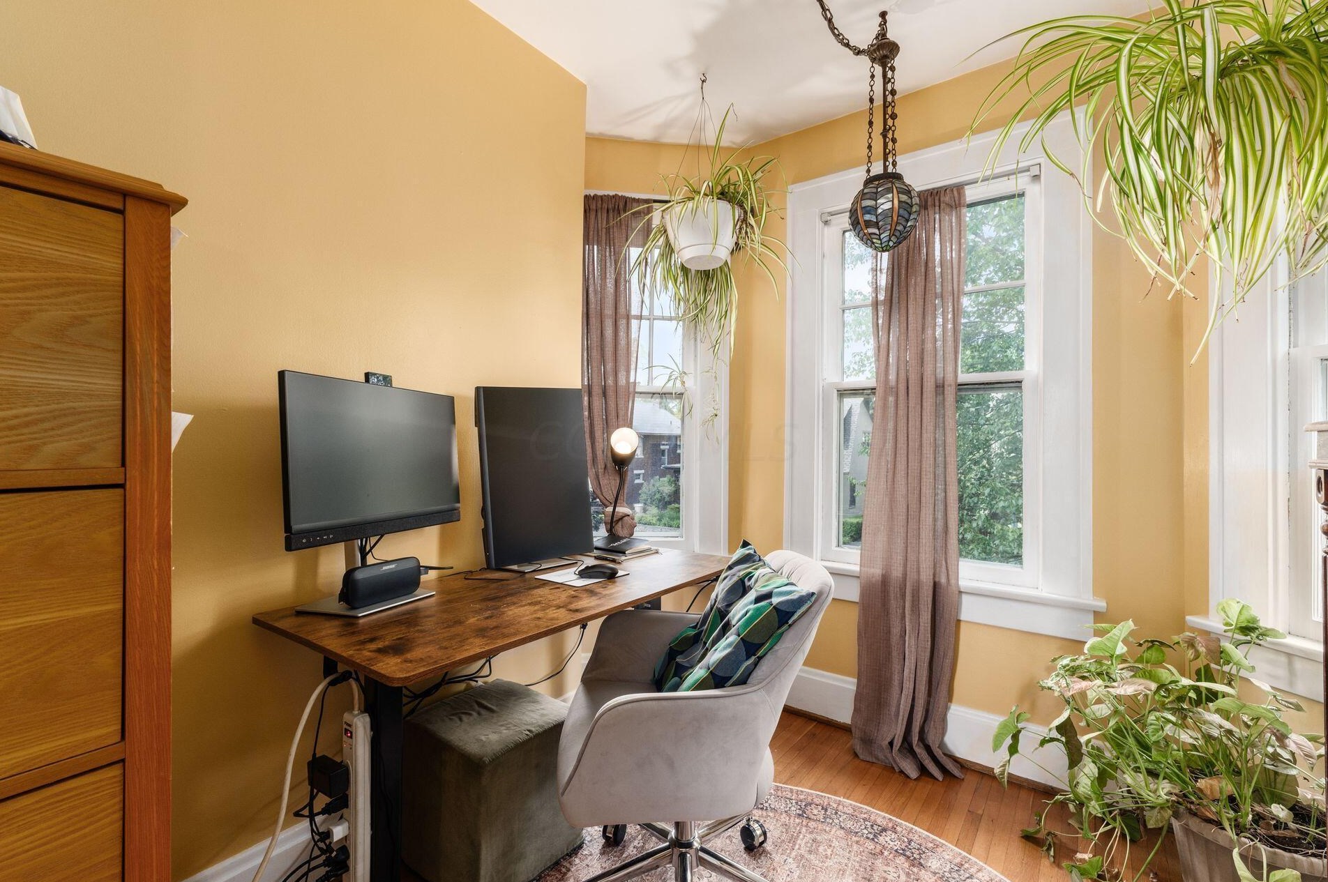 50 Bullitt Park Pl, Columbus OH 43209-1713 exterior