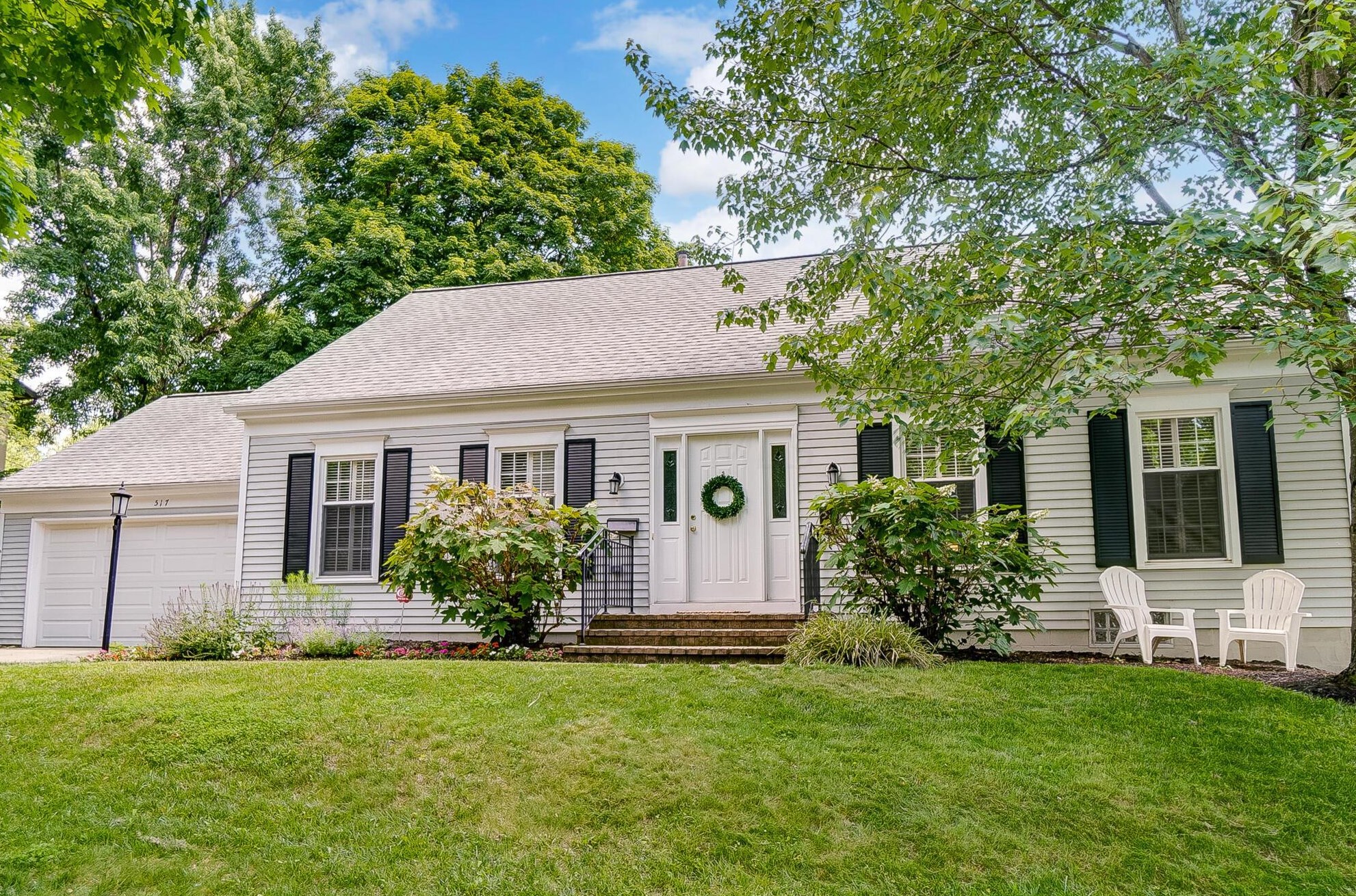 517 Thackeray Ave, Sharon Township, OH 43085