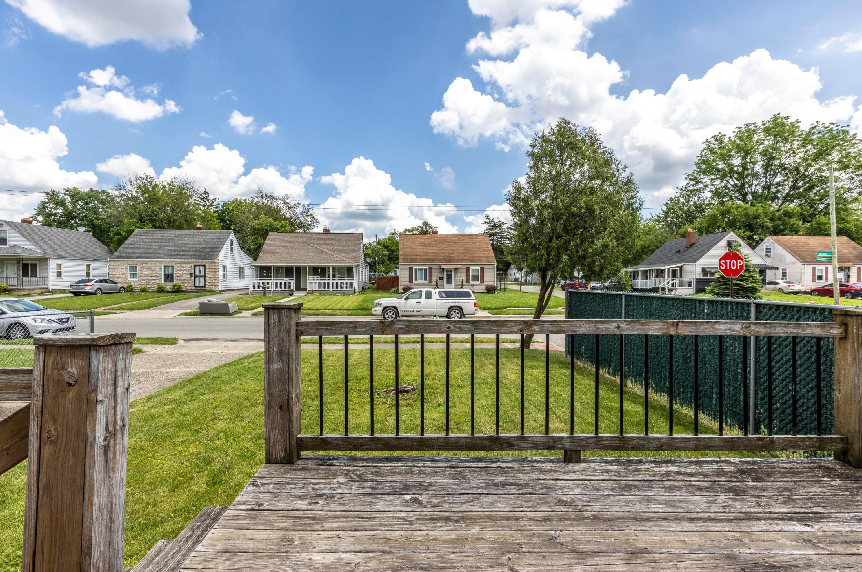 2665 Atwood Ter, Columbus OH 43211-1105 exterior