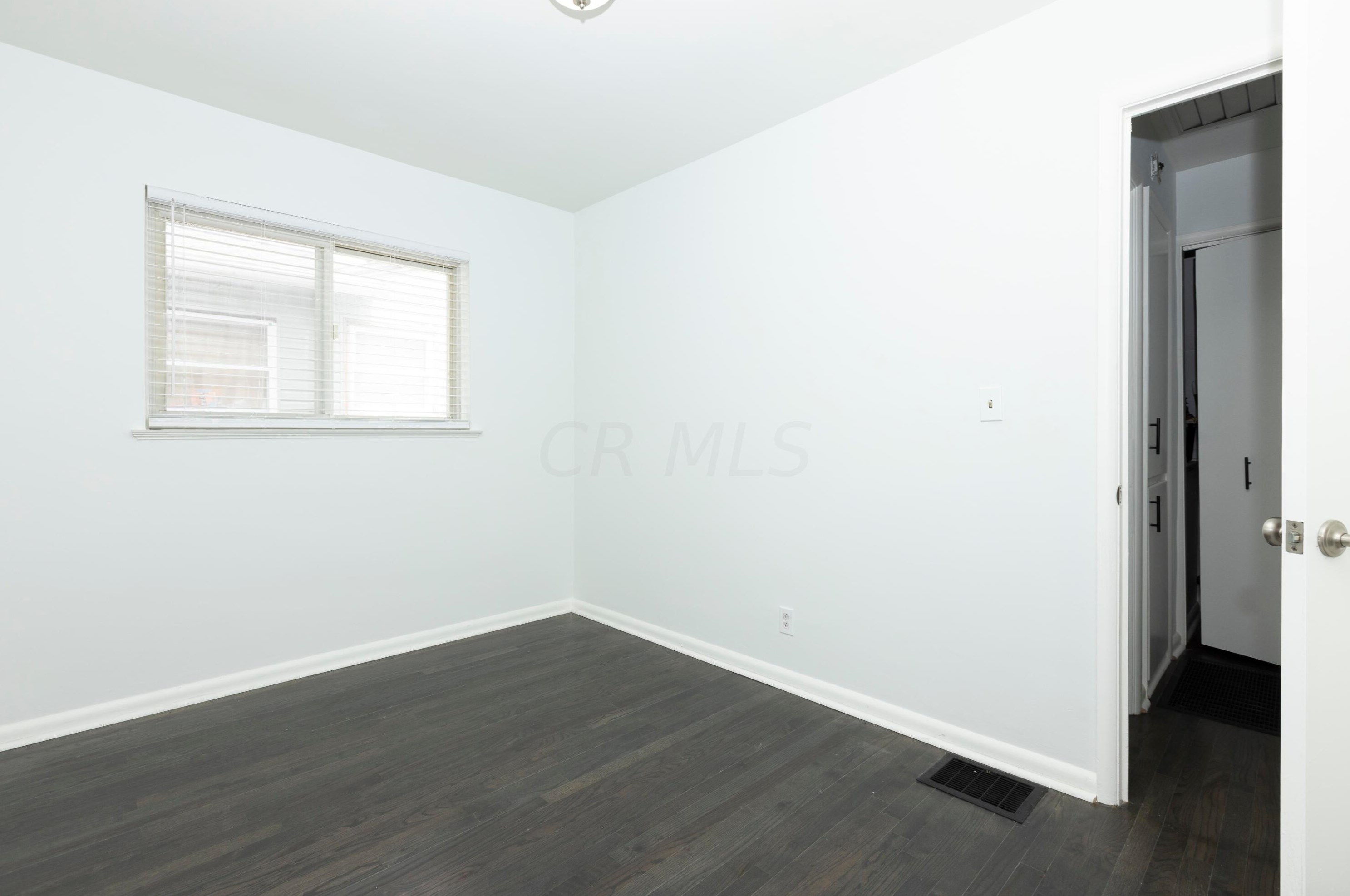 2665 Atwood Ter, Columbus OH 43211-1105 exterior