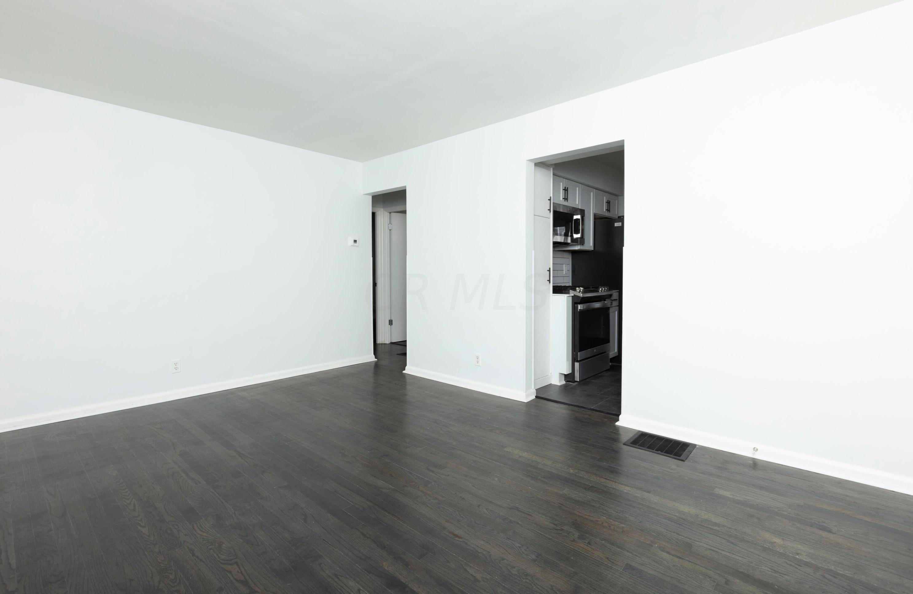 2665 Atwood Ter, Columbus OH 43211-1105 exterior