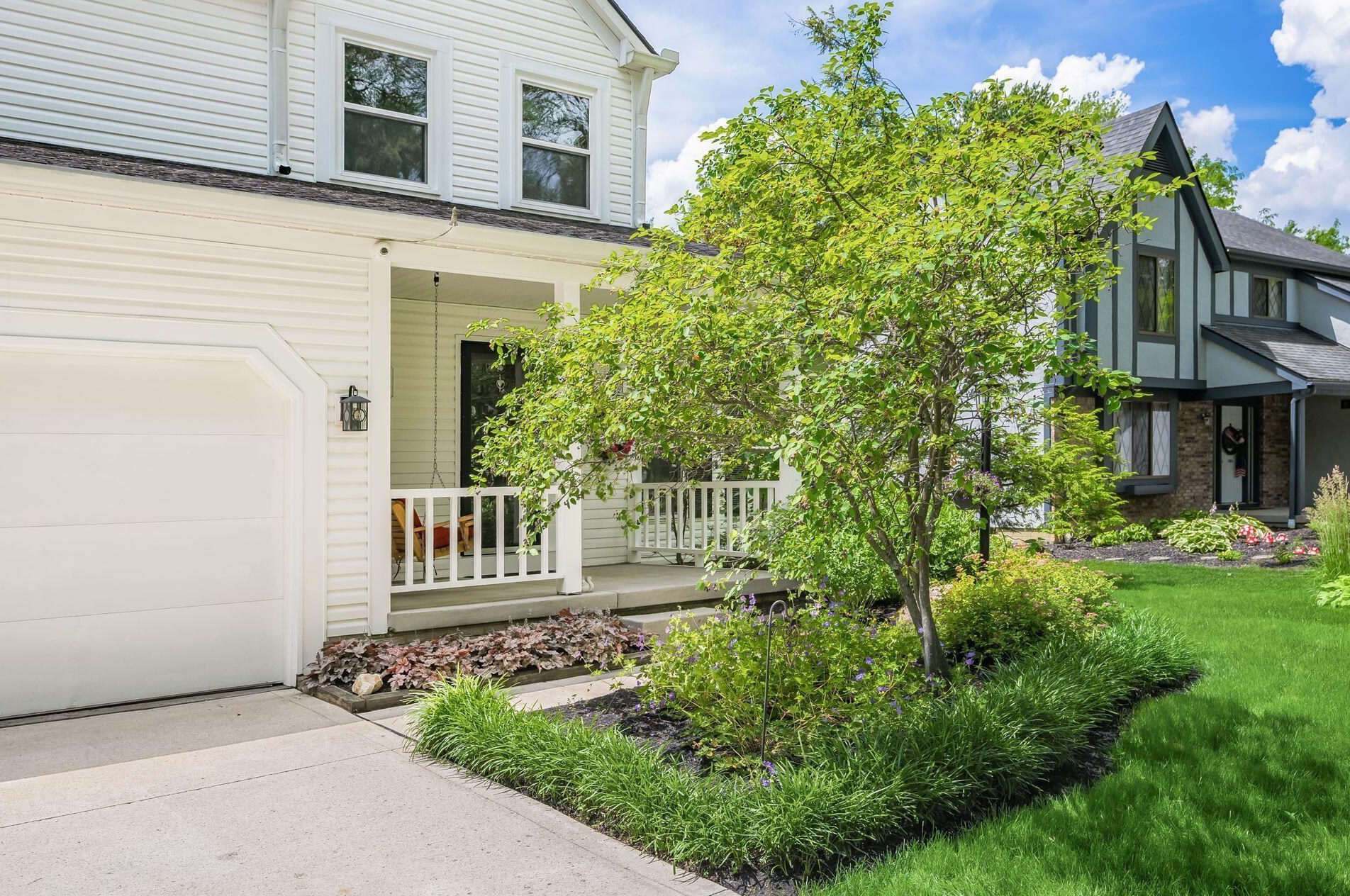 703 Suntree Dr, Westerville, OH 43081-5086