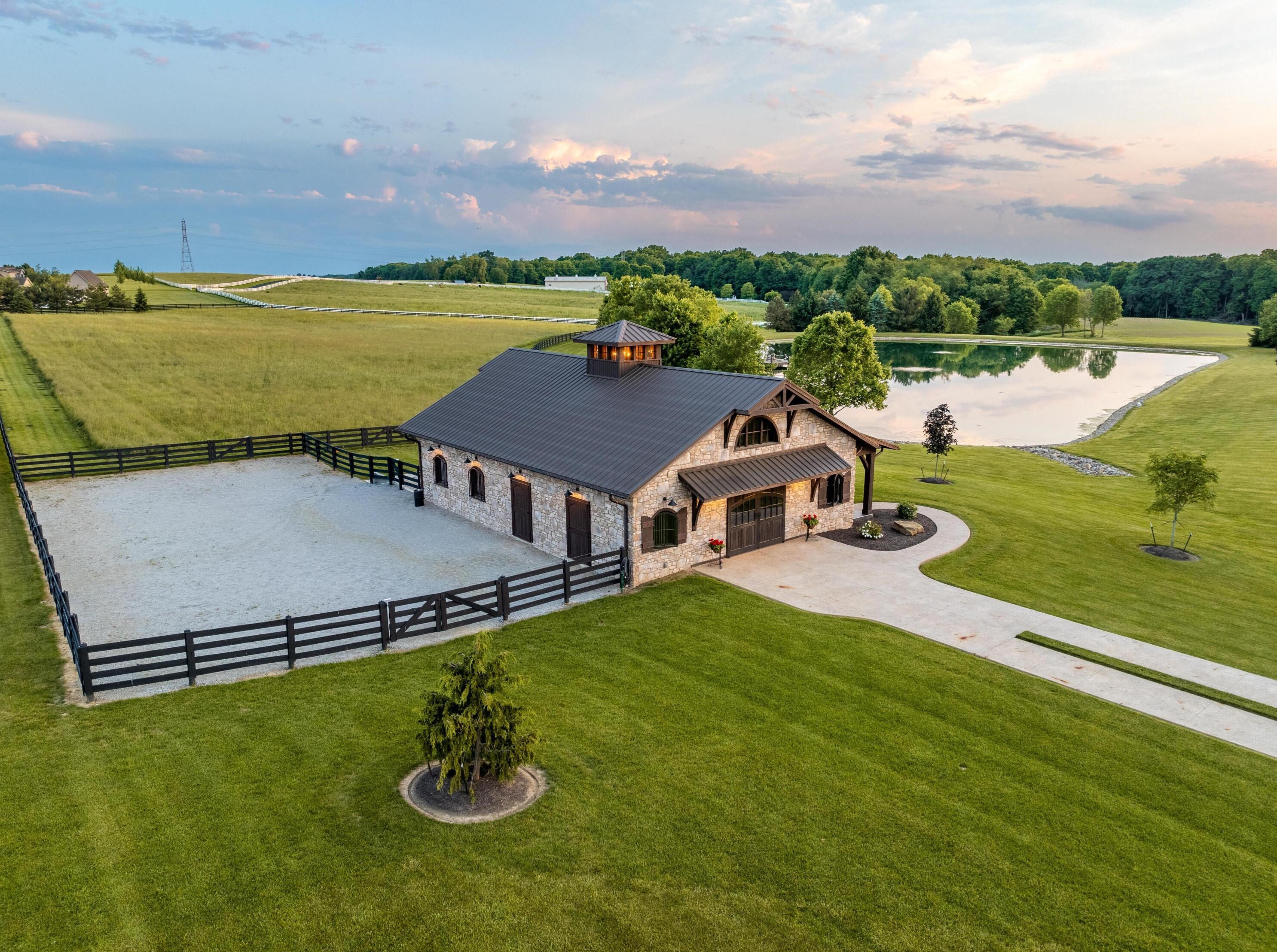 5850 Stonesthrow Dr, Wooster OH 44691-7445 exterior