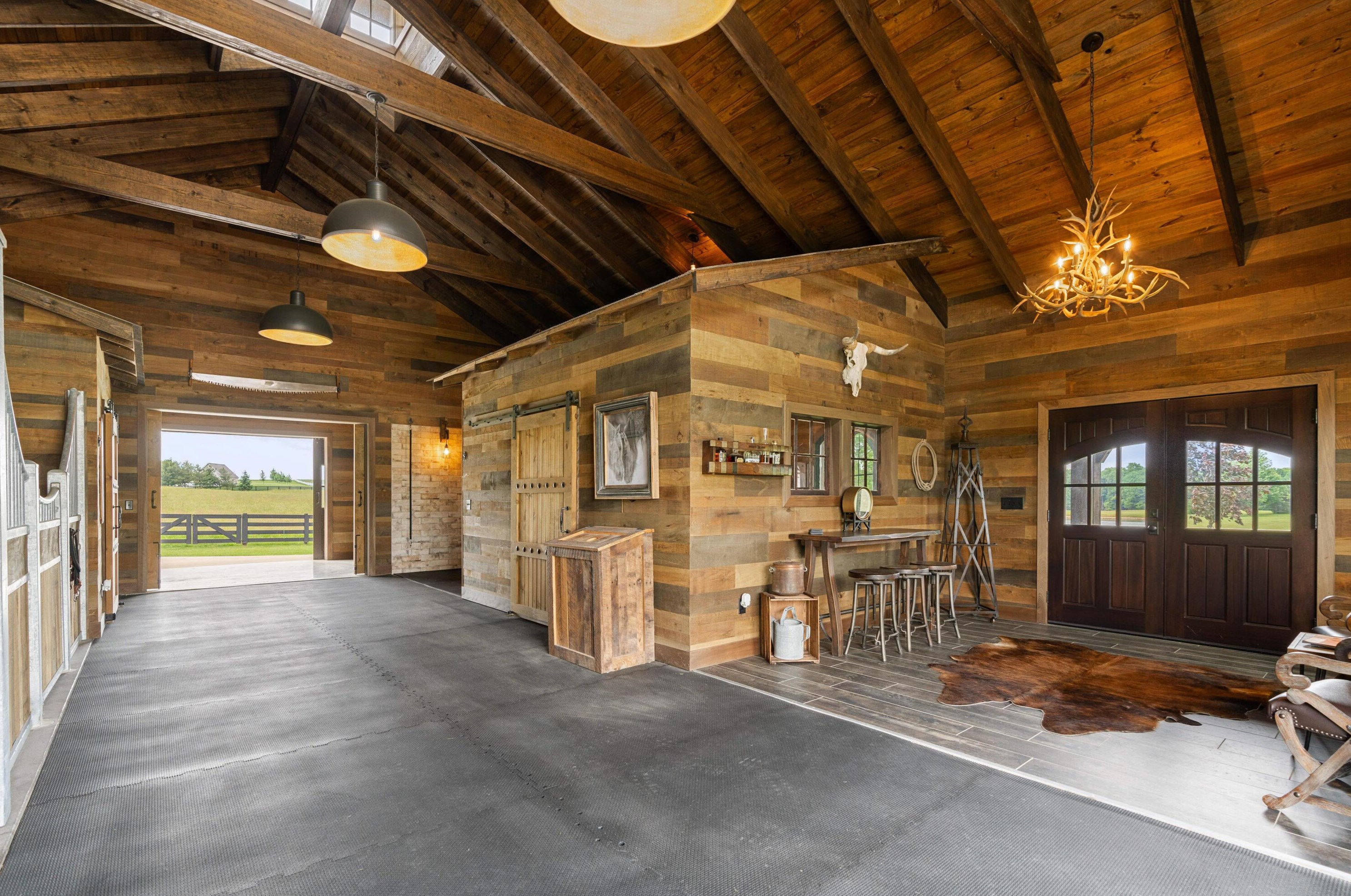 5850 Stonesthrow Dr, Wooster OH 44691-7445 exterior