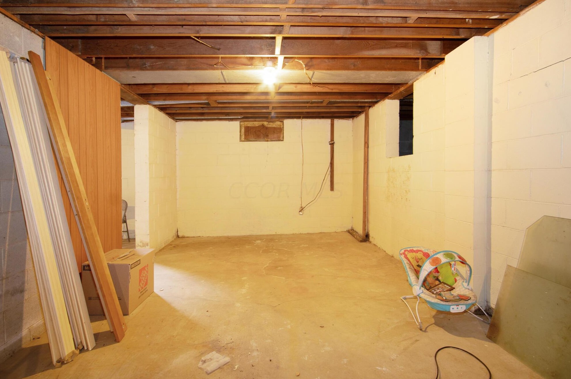 1450 Idlewild Dr, Columbus OH 43232-9401 exterior