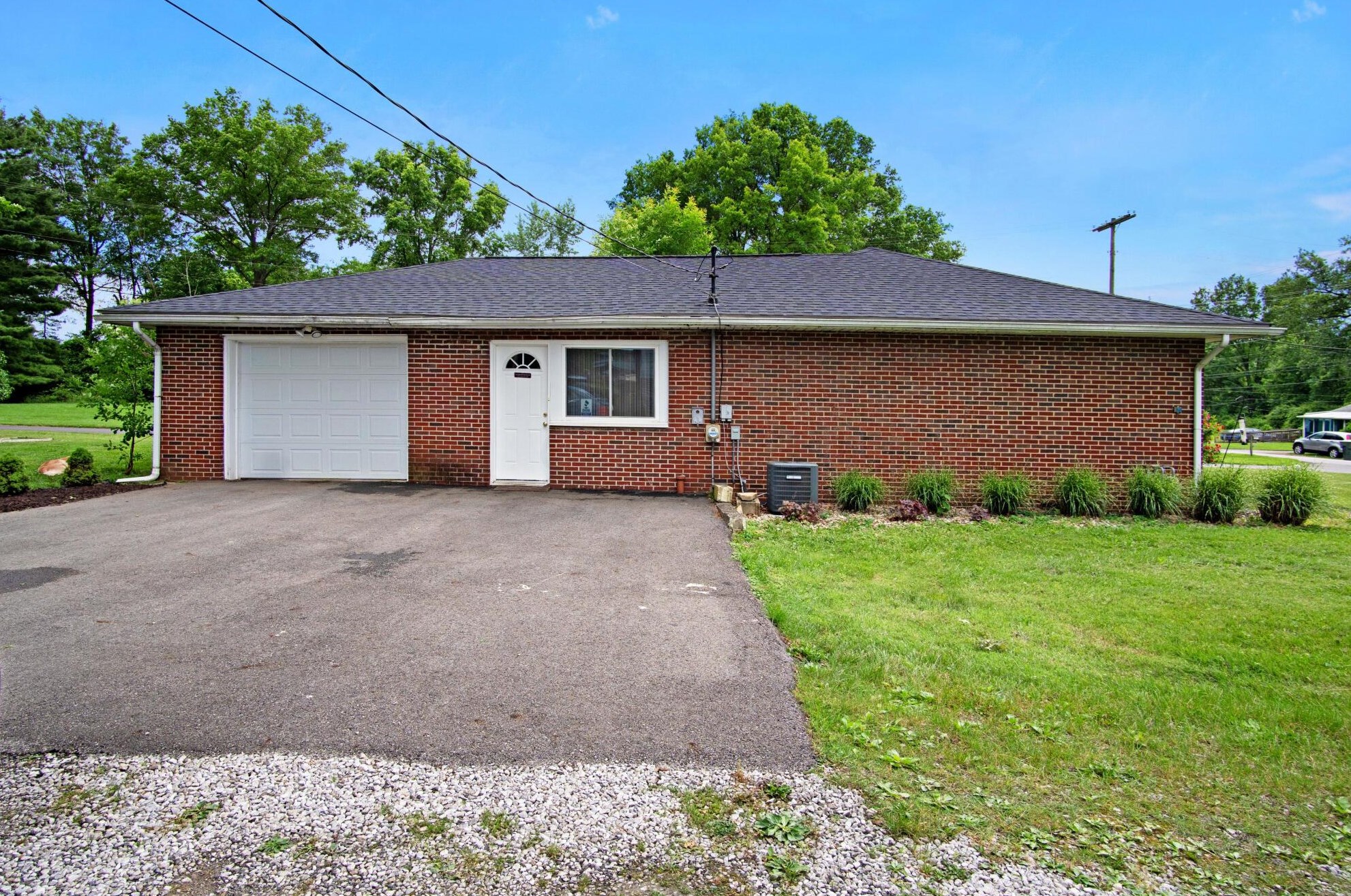 1450 Idlewild Dr, Columbus, OH 43232-9401