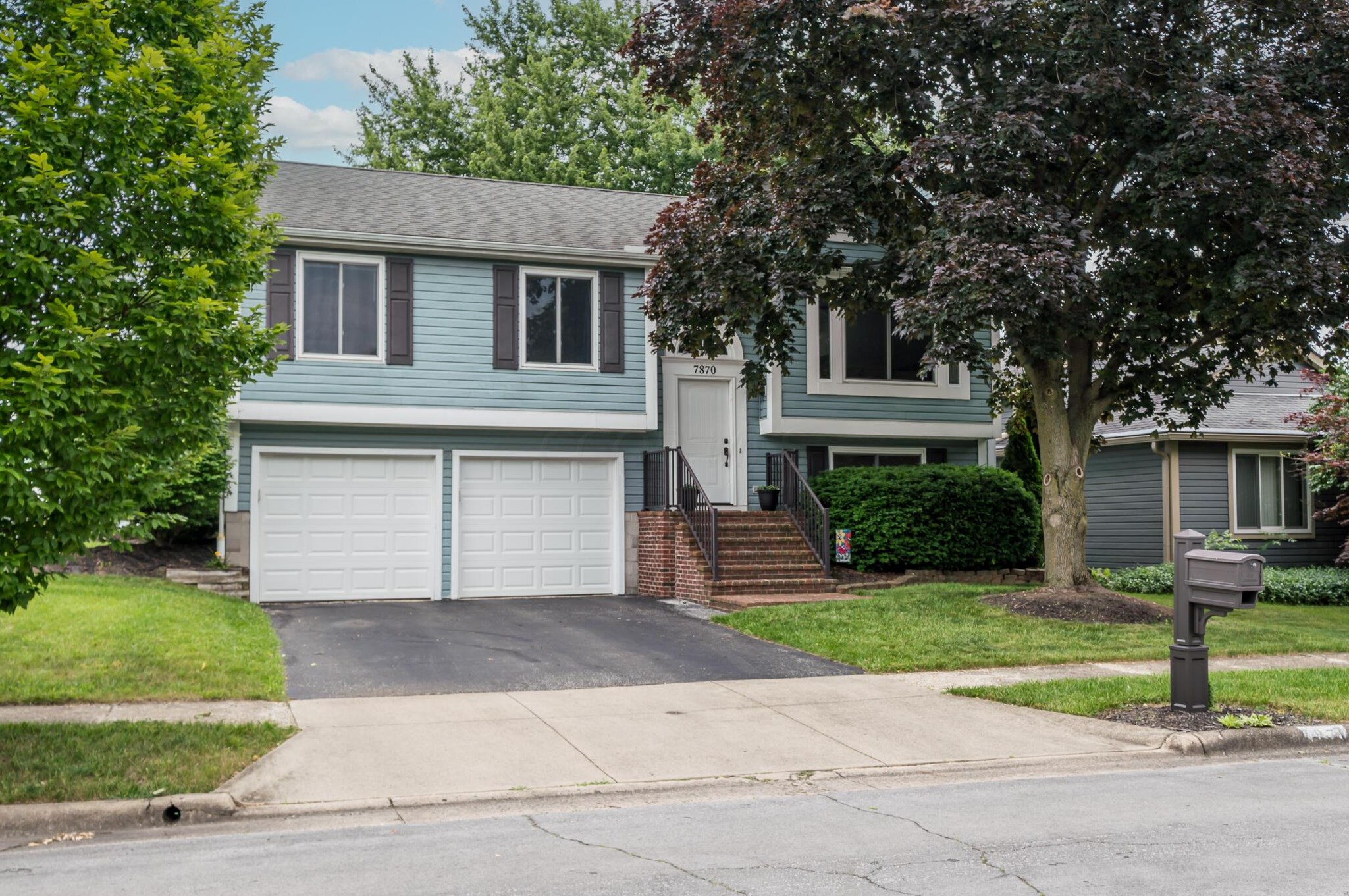 7870 Cobdon Ave, Westerville, OH 43081-4639