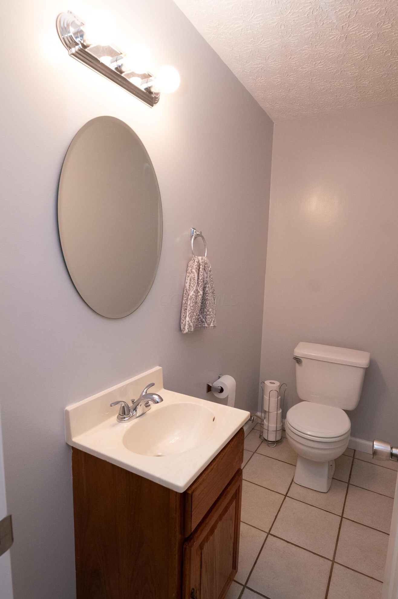 7870 Cobdon Ave, Westerville OH  43081-4640 exterior