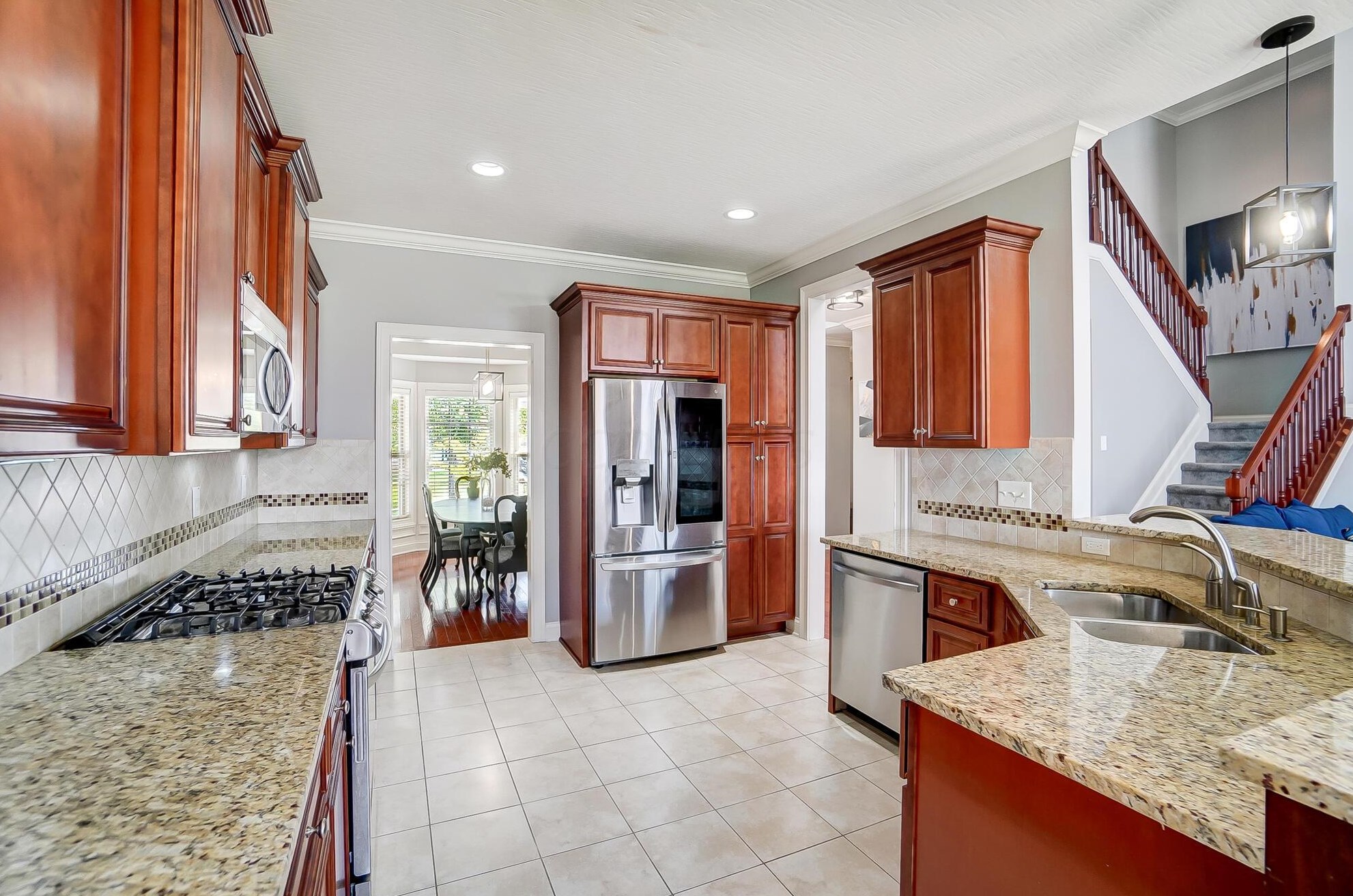 7551 Walnut Dr, Cnl Wnchstr OH 43110-8185 exterior