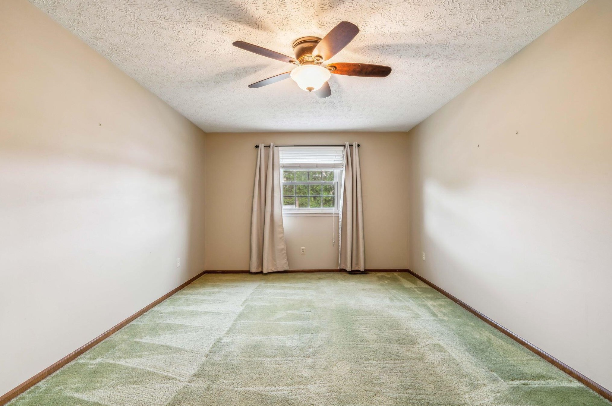 49 Haddam Pl, Westerville OH  43081-1208 exterior