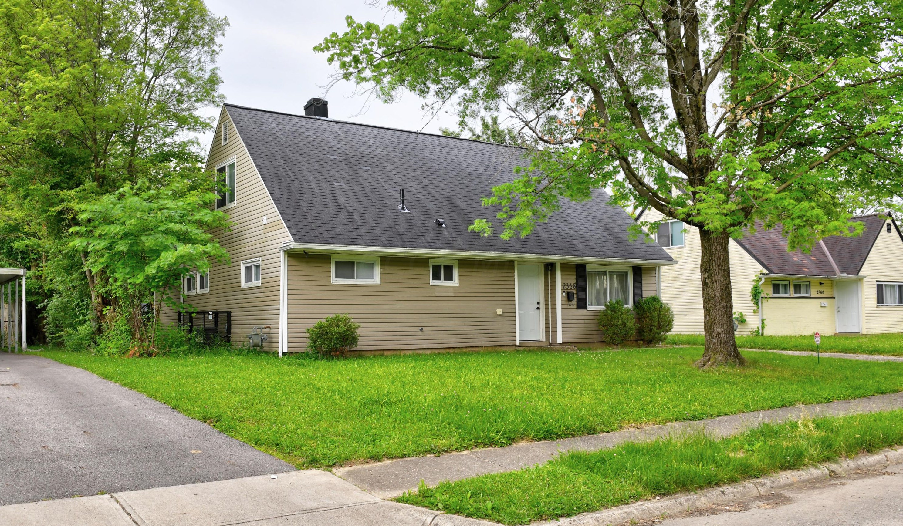 2368 Marcia Dr, Columbus, OH 43211-1949