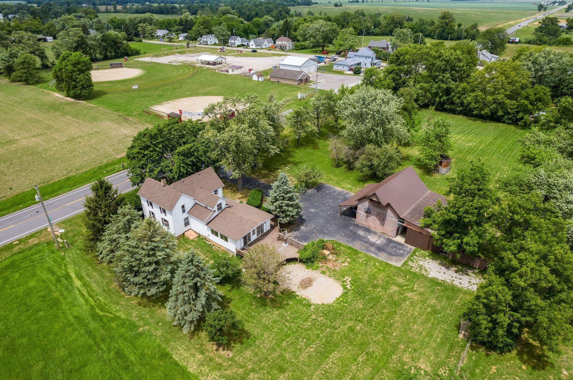 10096 Us Hwy 62 Ne, Washington CH, OH 43160