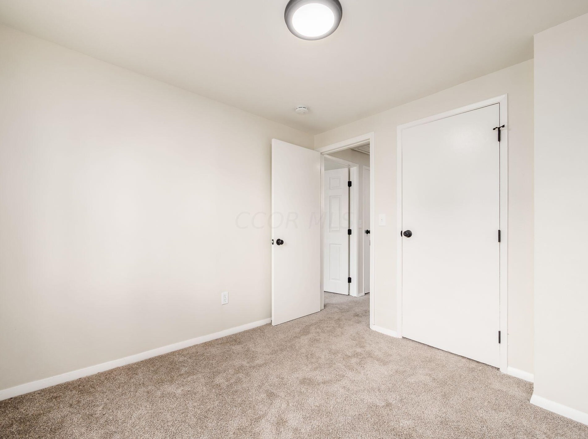 4668 Larkhall Ln, Columbus OH 43229-5818 exterior