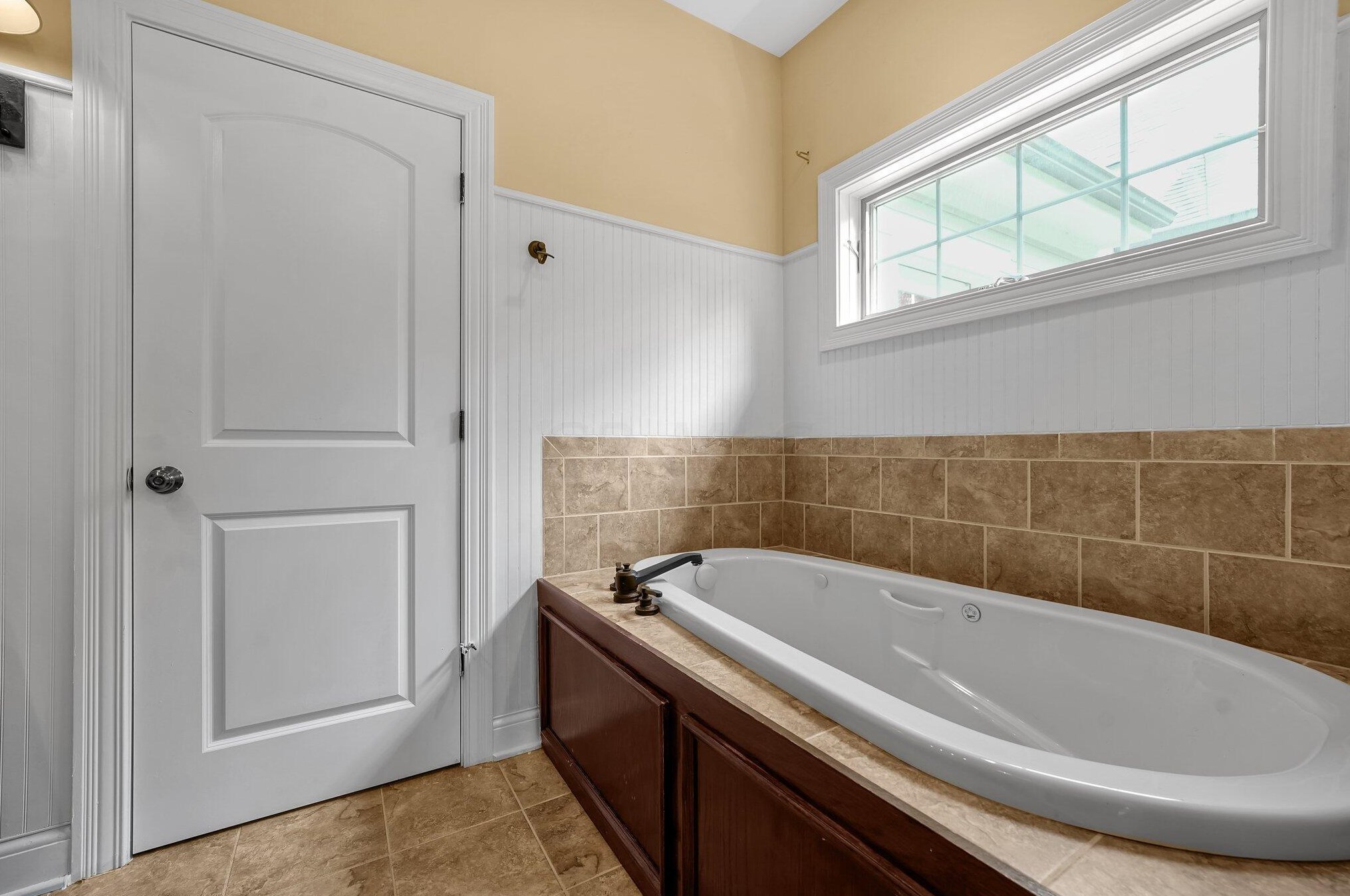 8853 National Rd, Pataskala OH 43062-7617 exterior