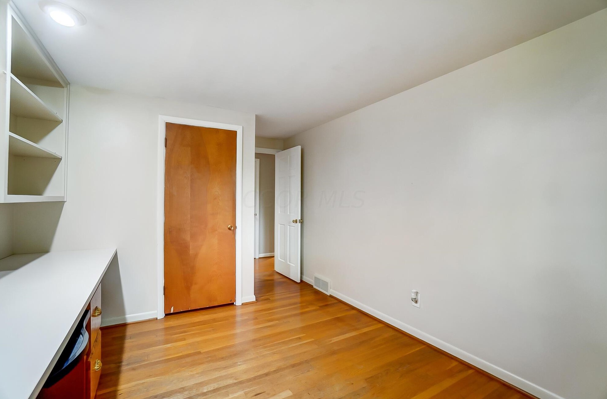 3088 Brandon Rd, Columbus OH 43221-2208 exterior