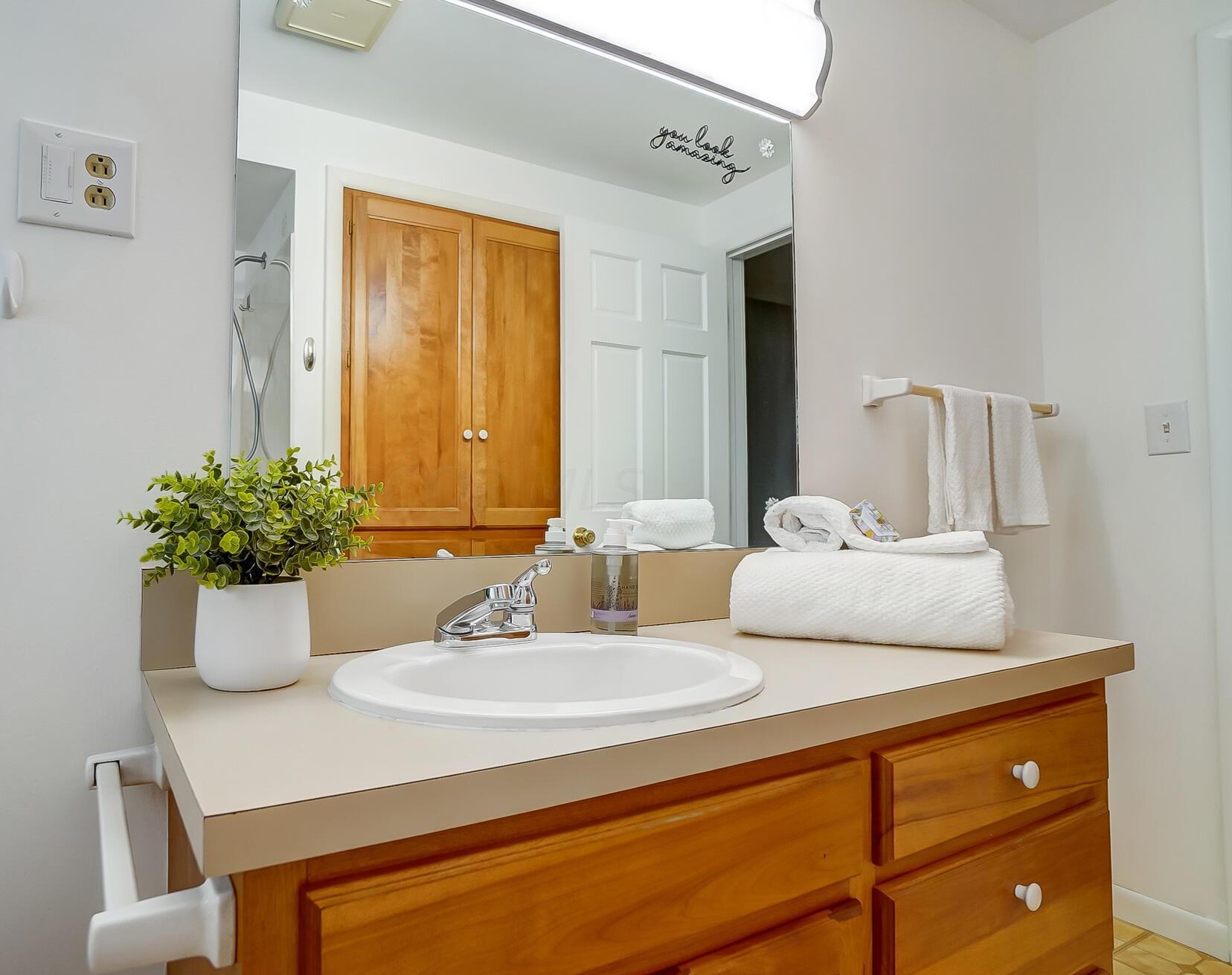 3088 Brandon Rd, Columbus OH 43221-2208 exterior